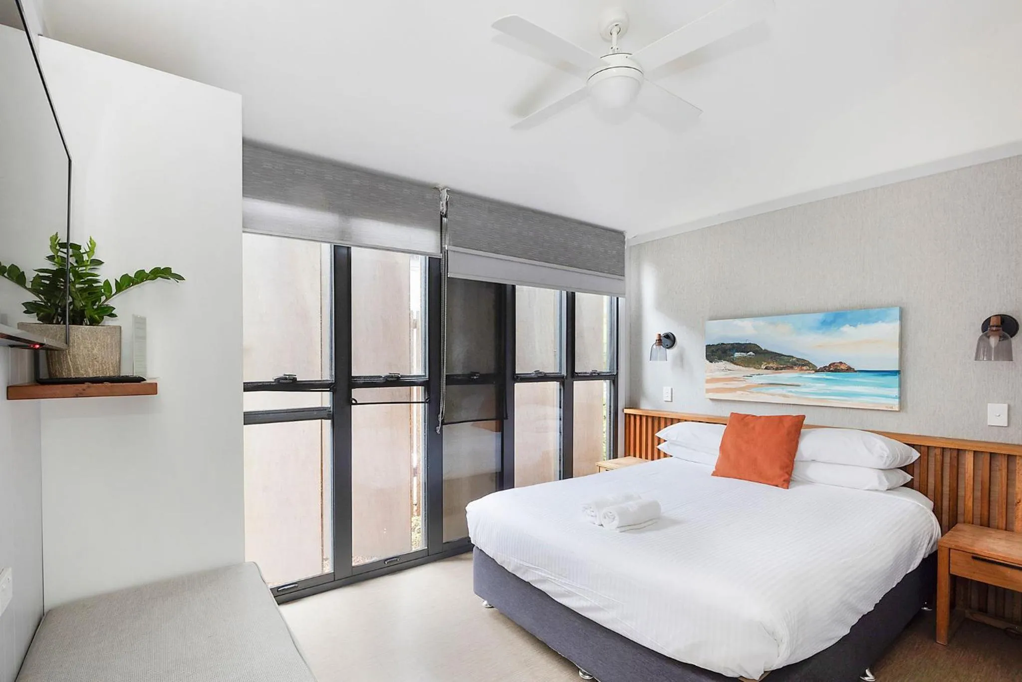 Bedroom, Bed in Reflections Seal Rocks - Holiday Park