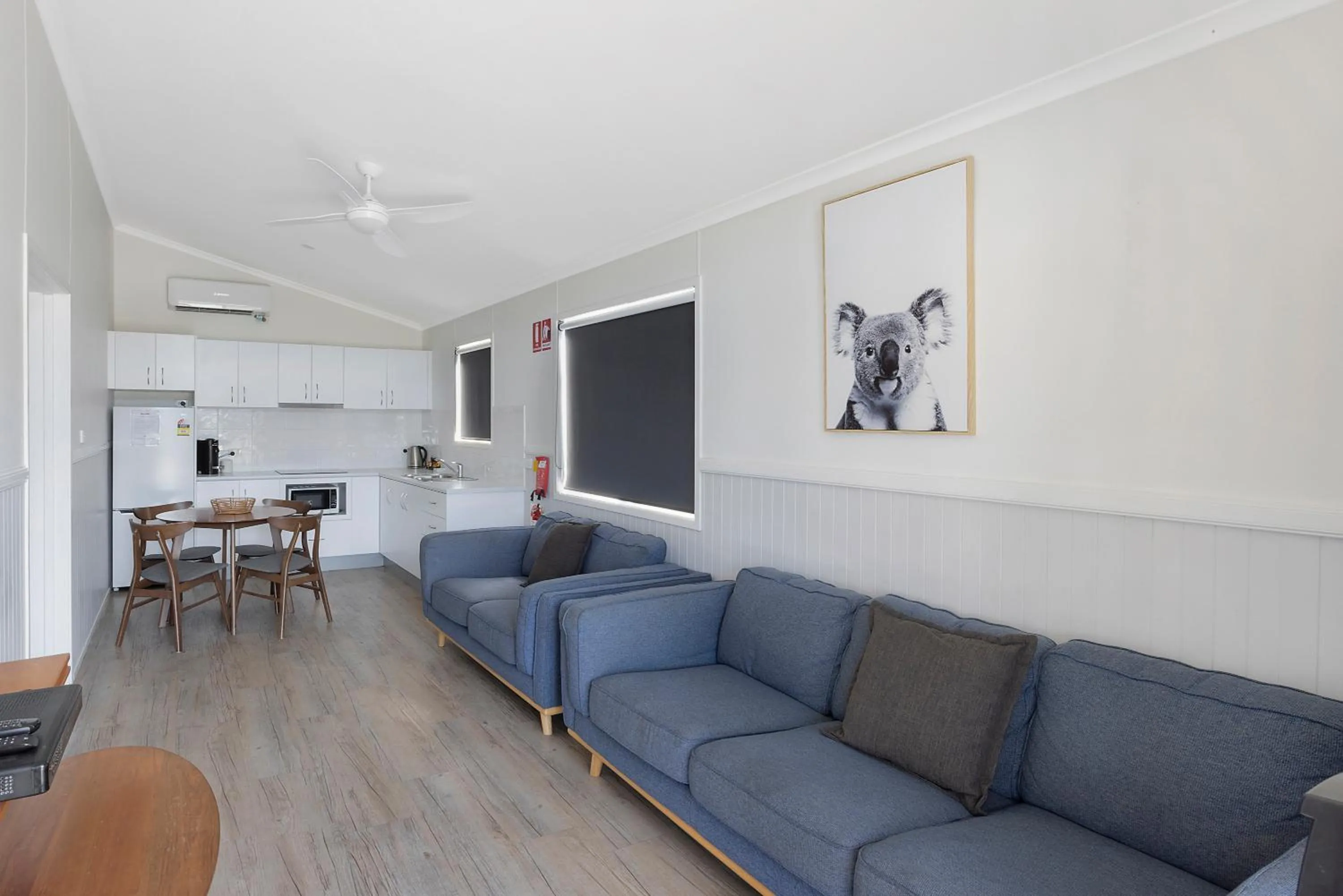 Living room in Reflections Seal Rocks - Holiday Park