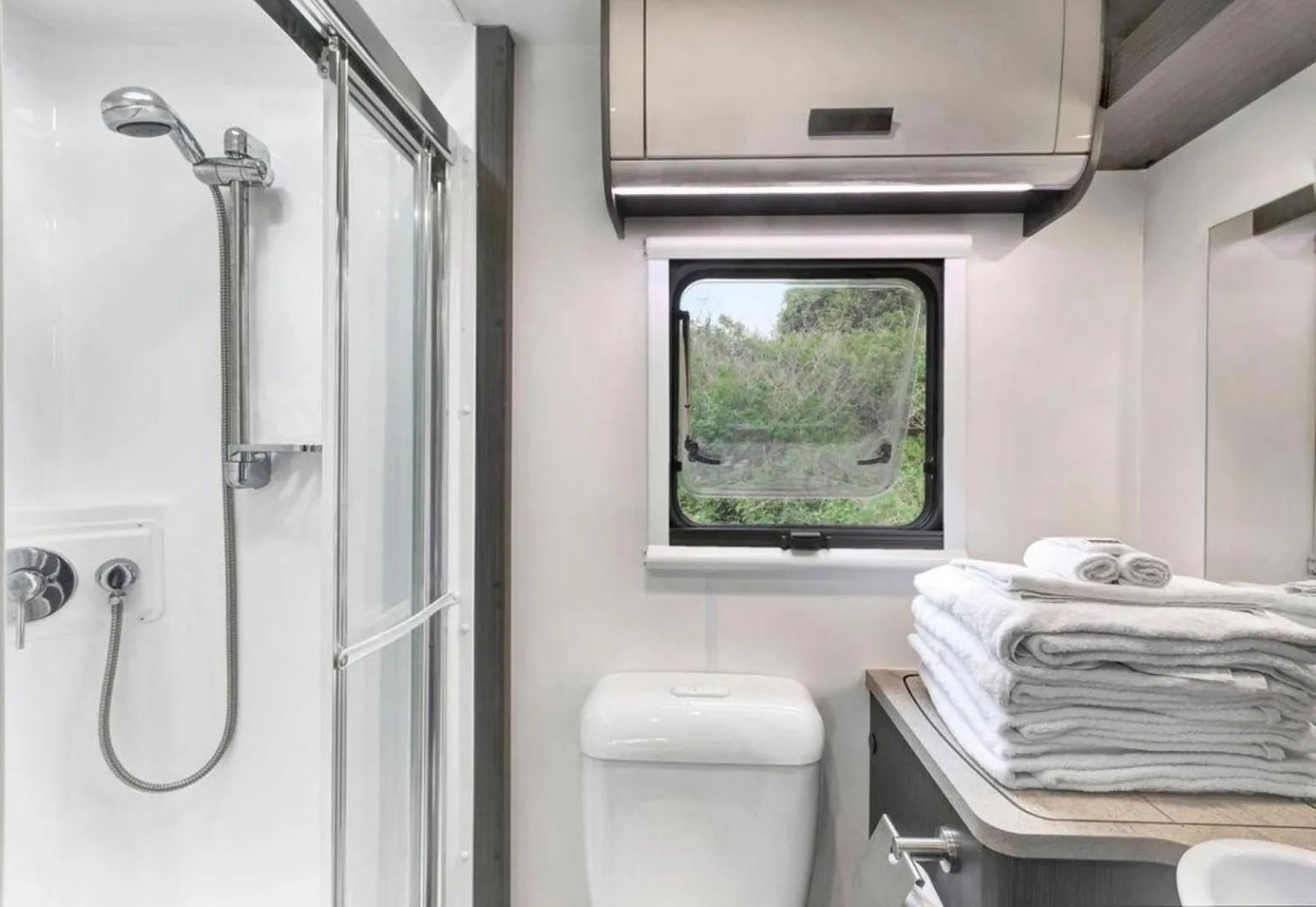 Bathroom in Reflections Seal Rocks - Holiday Park