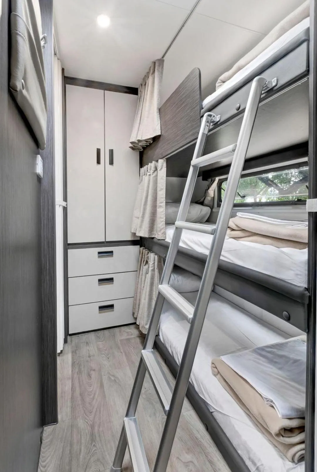 bunk bed, Bed in Reflections Seal Rocks - Holiday Park