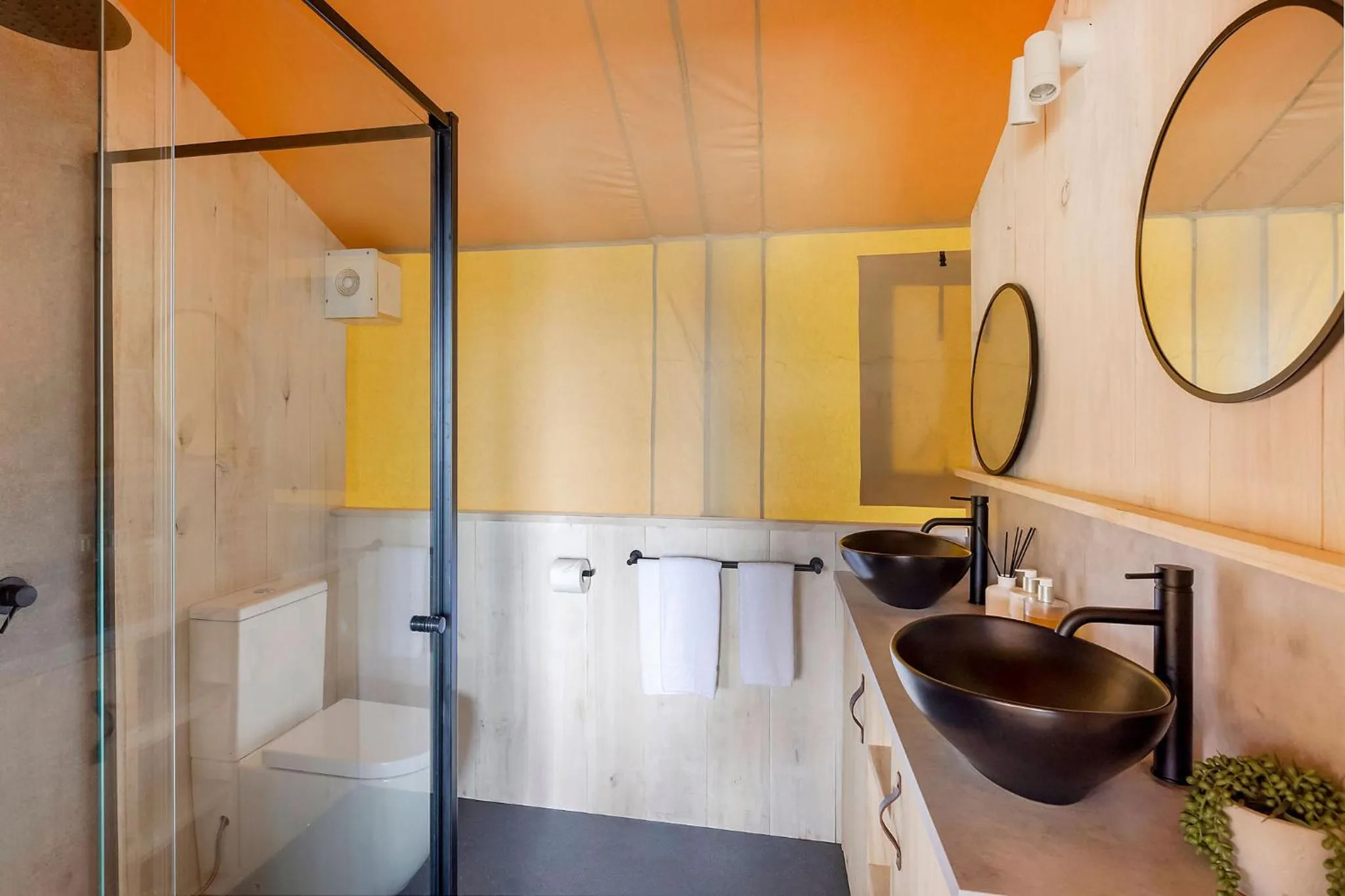 Bathroom in Reflections Seal Rocks - Holiday Park