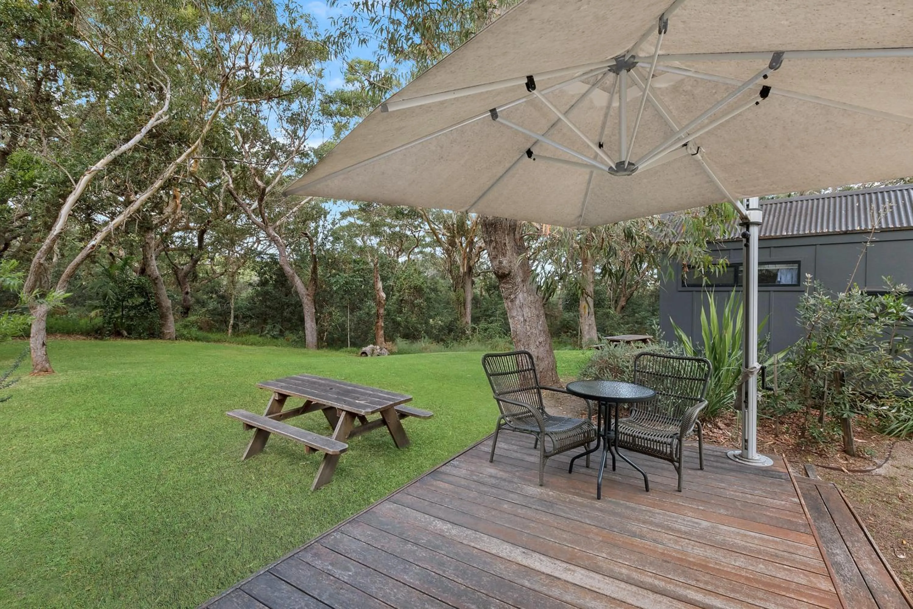 Seating area in Reflections Jimmys Beach - Holiday Park