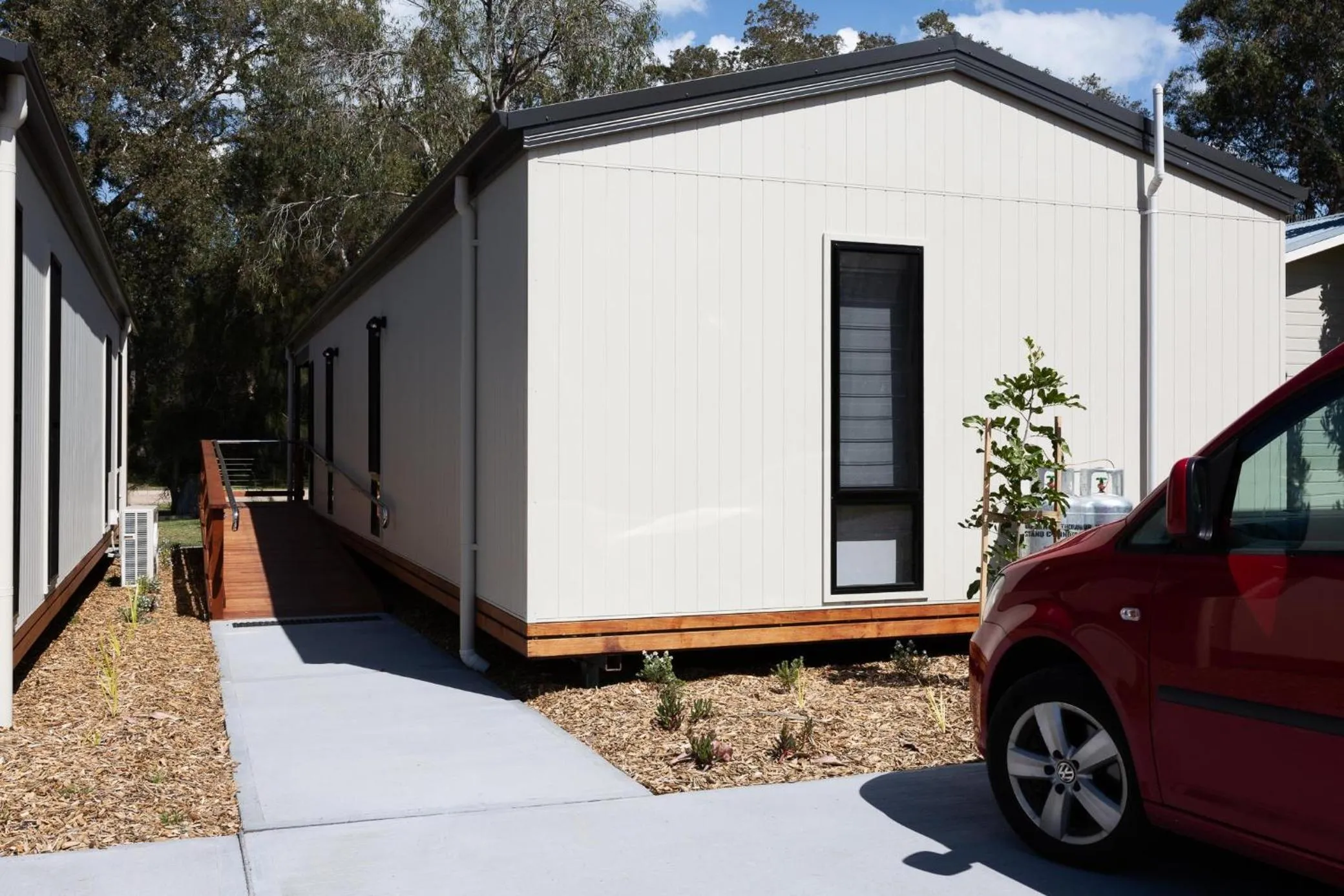 Facade/entrance in Reflections Jimmys Beach - Holiday Park