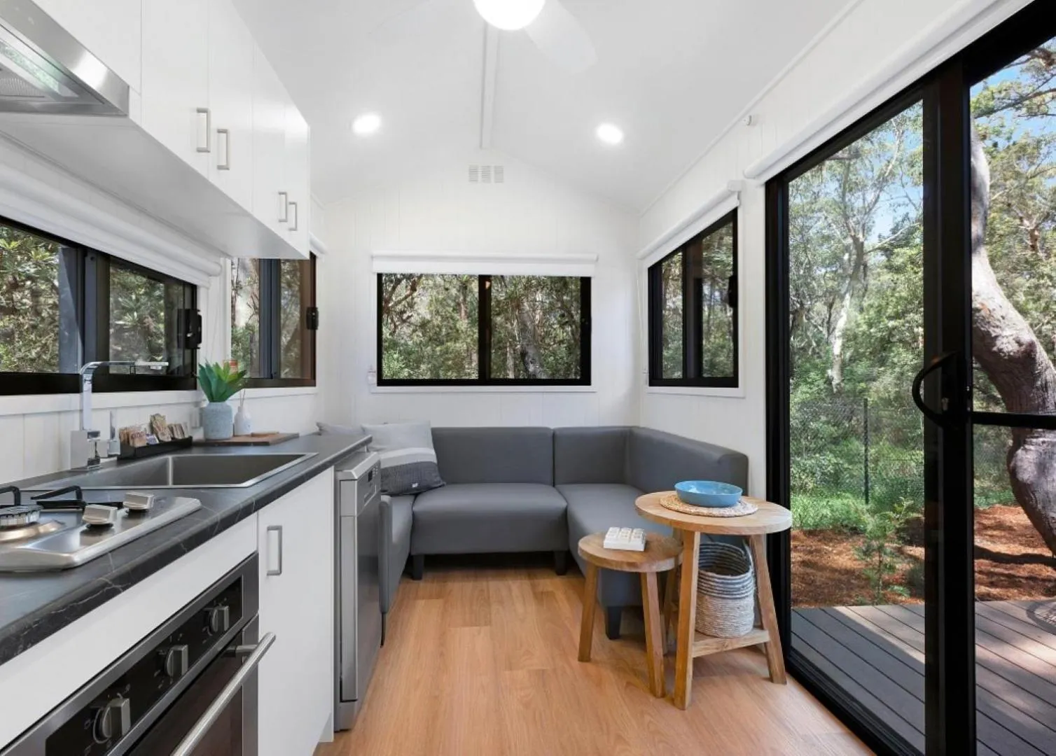 Seating area in Reflections Jimmys Beach - Holiday Park
