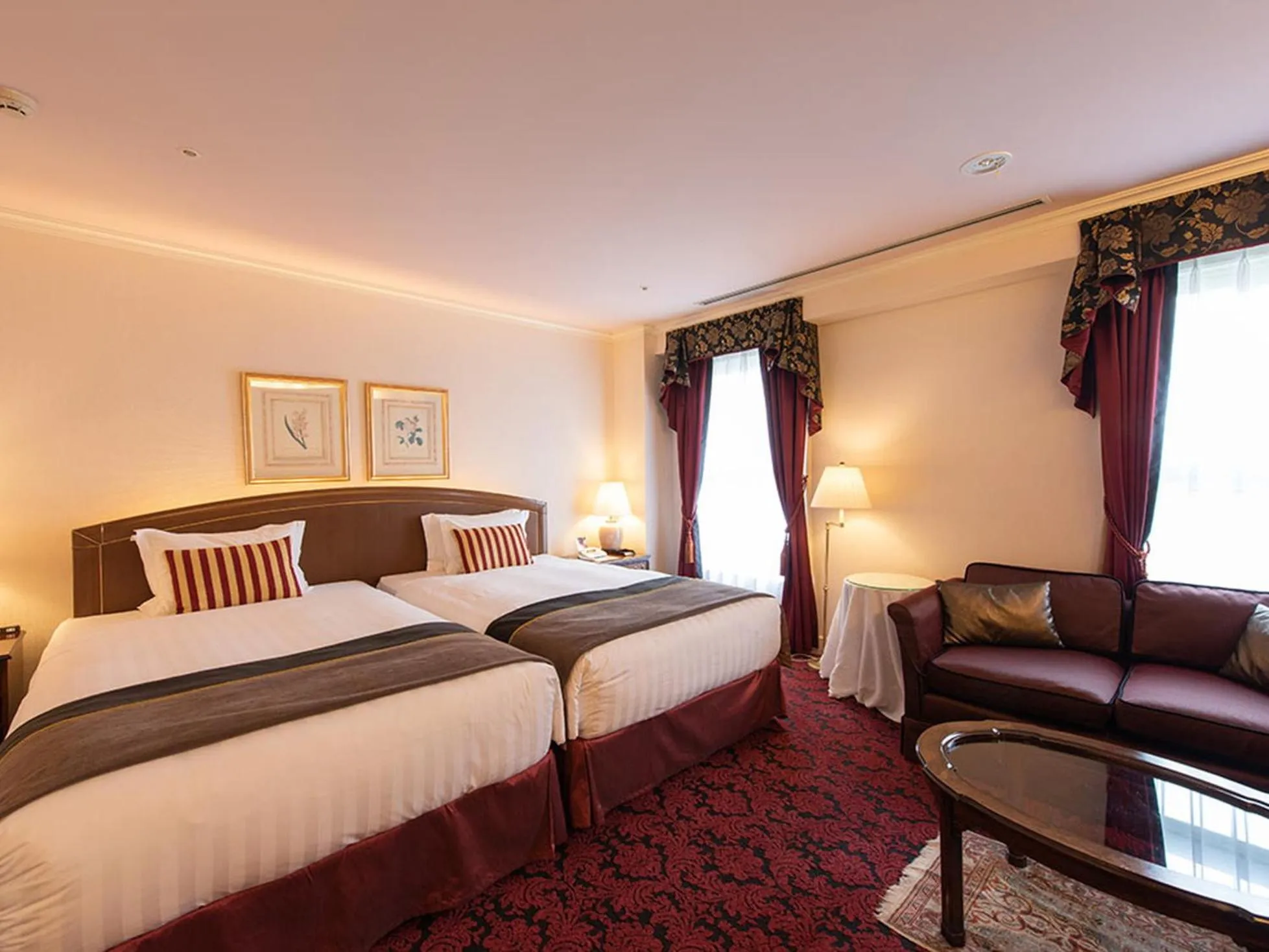 Bed in Kobe Kitano Hotel