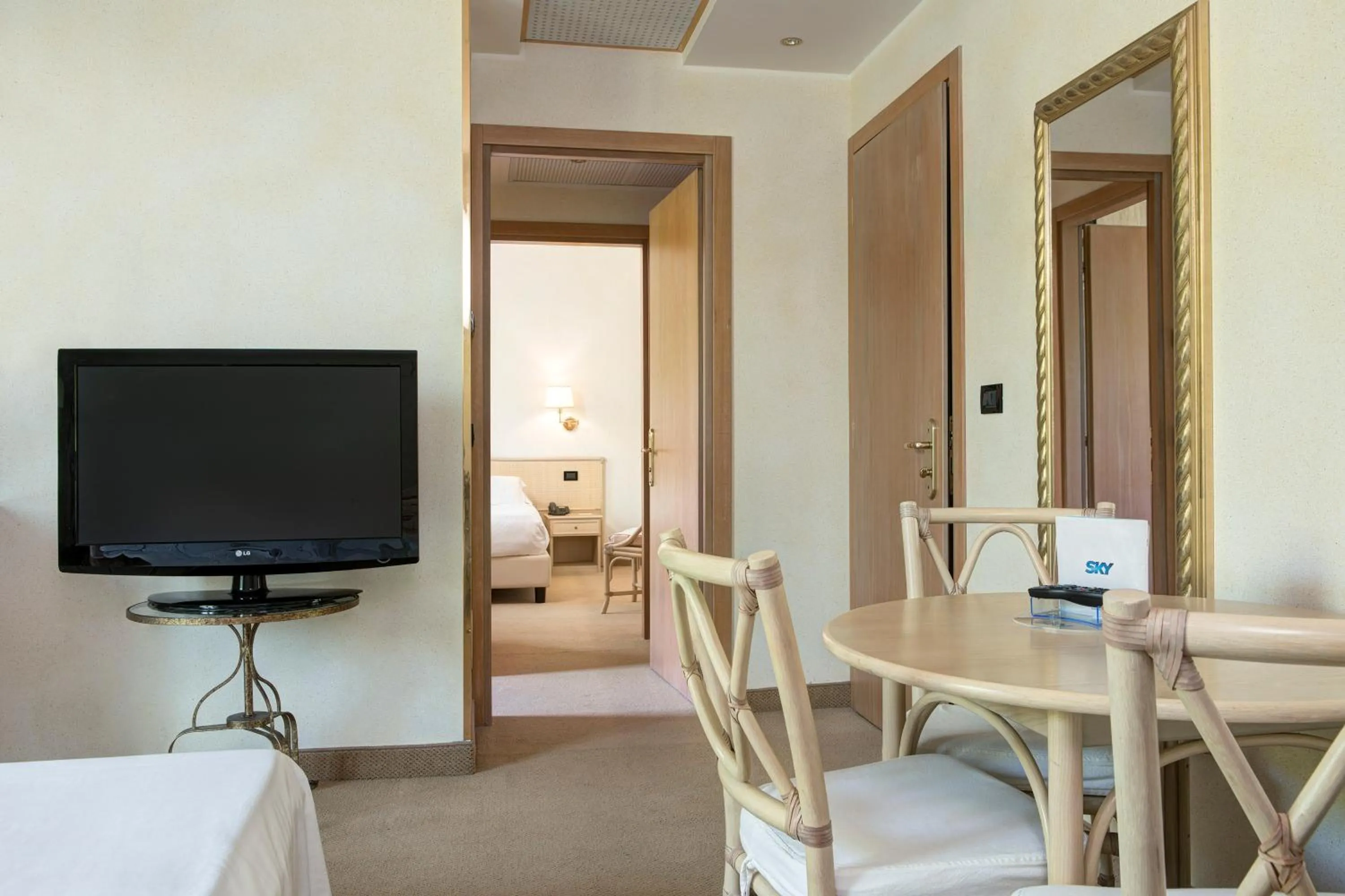 Living room, Bed in Park Hotel Brasilia