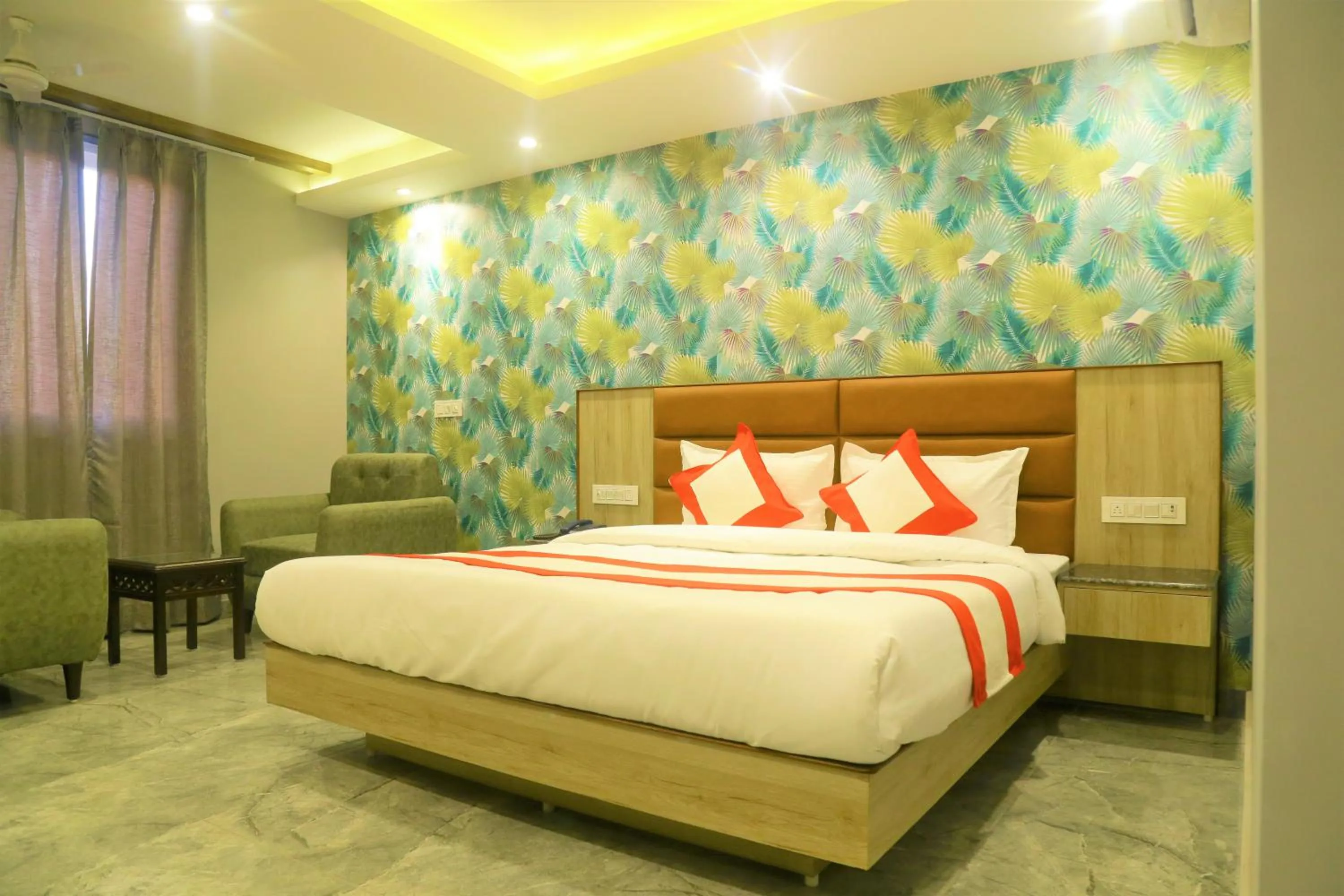 Toilet, Bed in The Eleganza