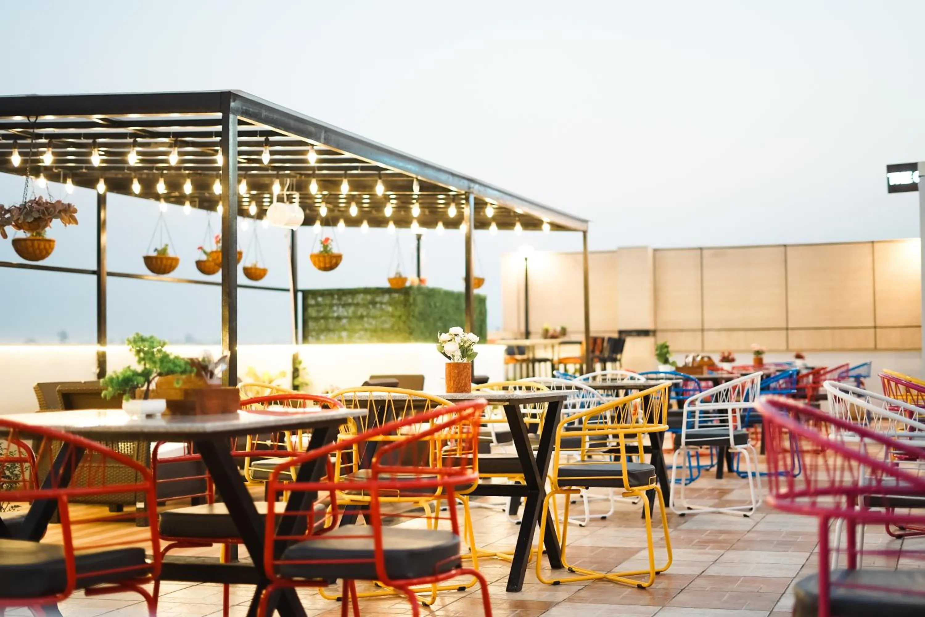 Restaurant/places to eat in The Eleganza