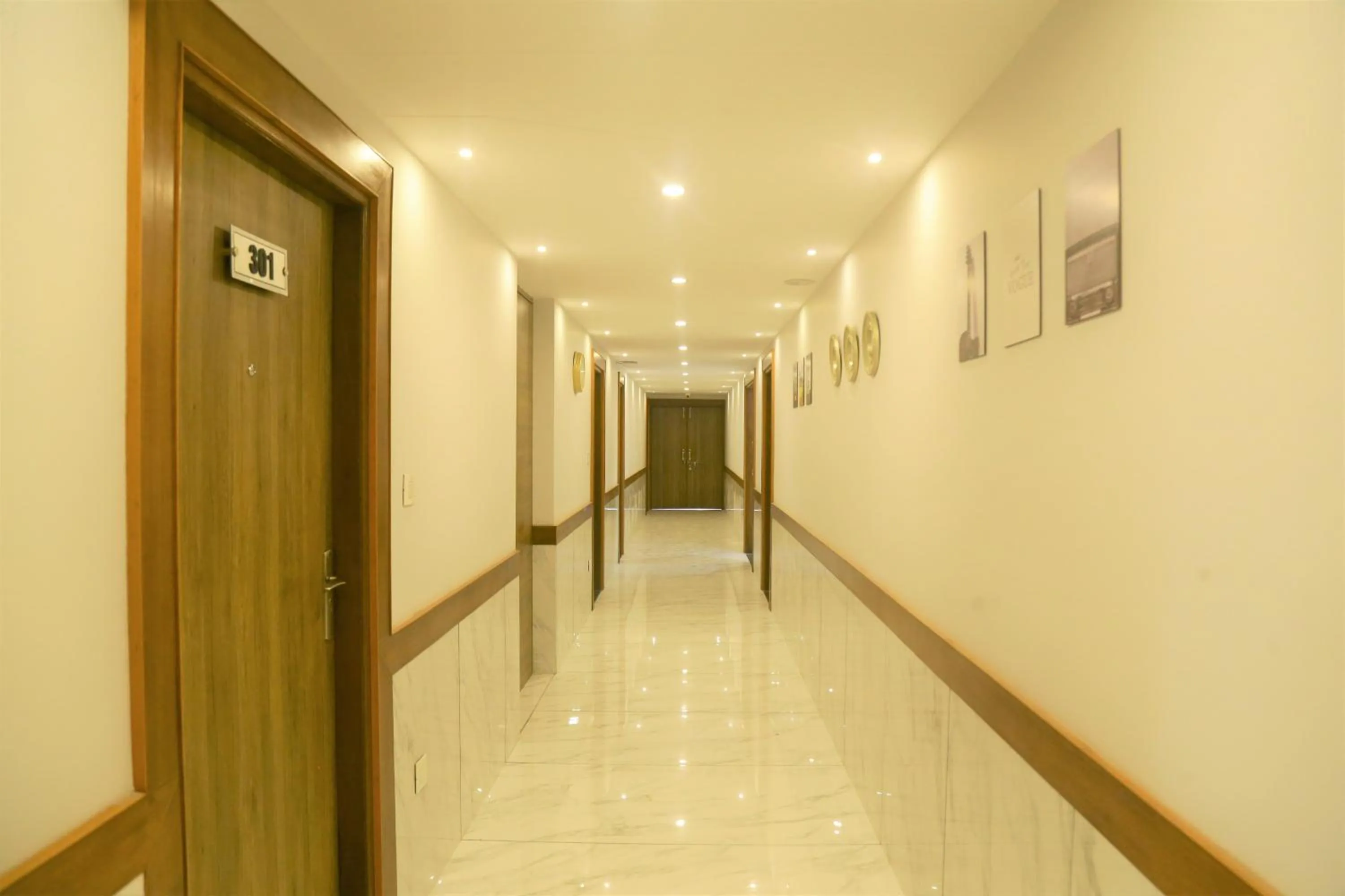 Property building in The Eleganza