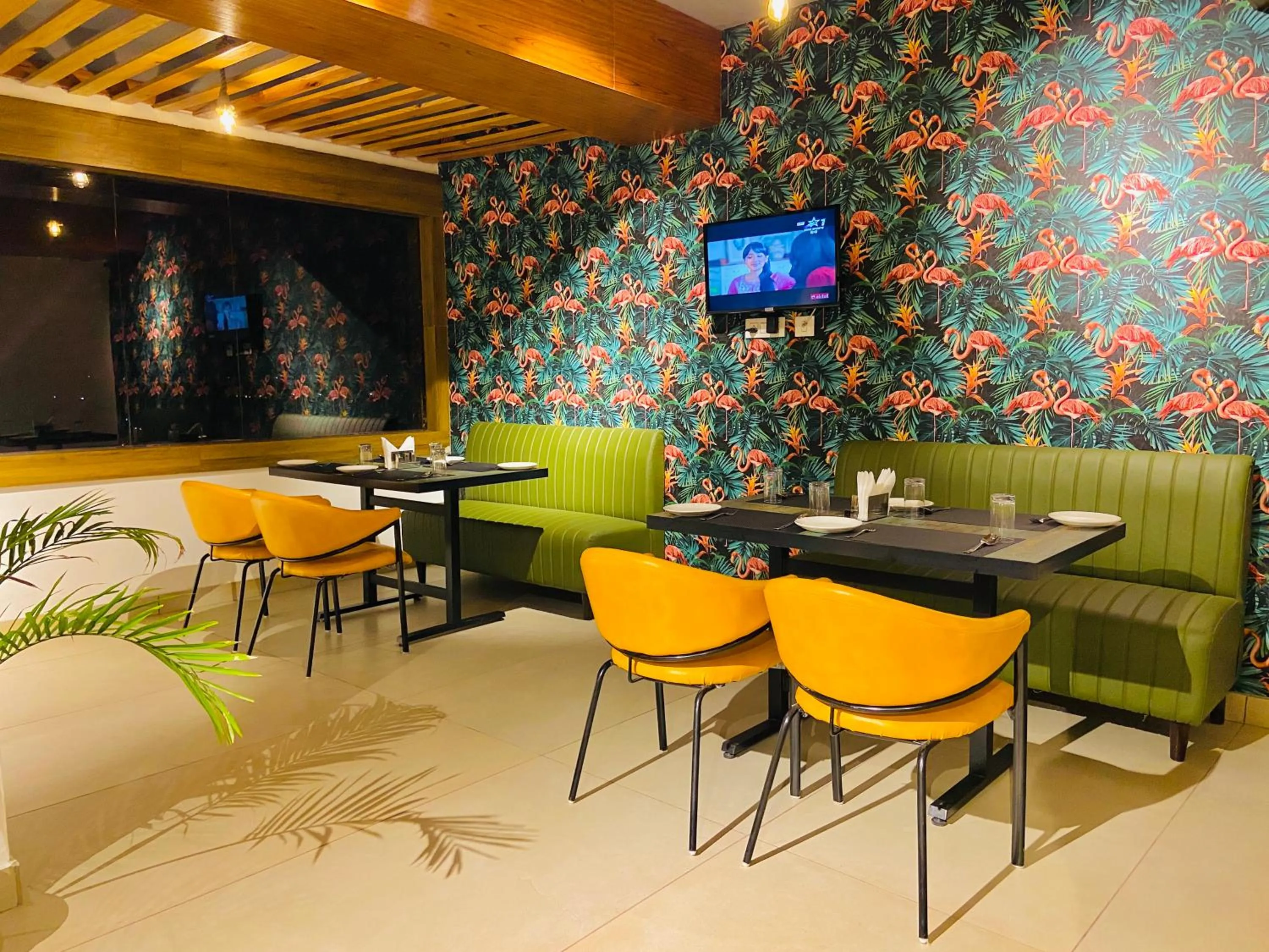 Restaurant/places to eat in The Eleganza