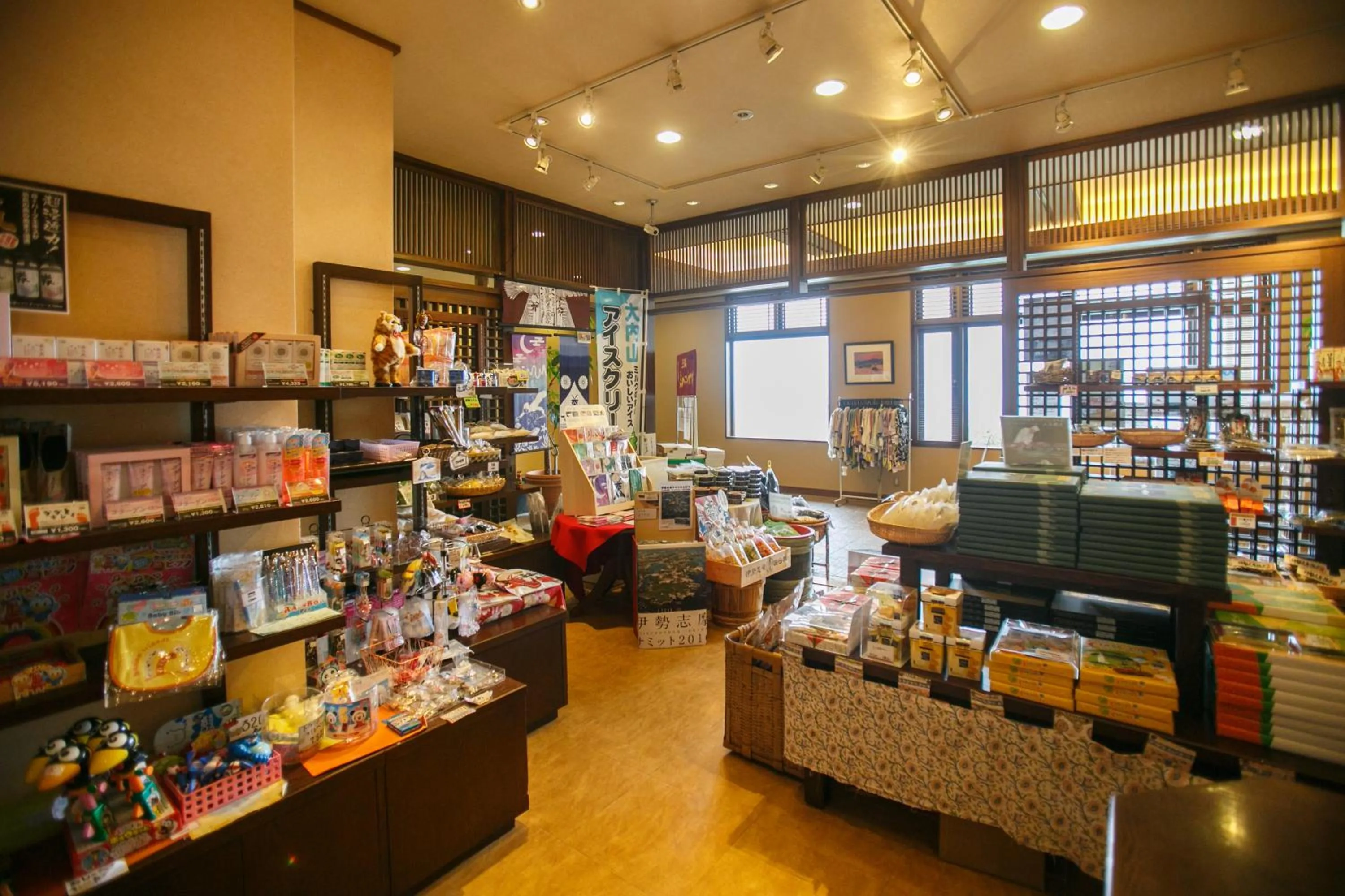 On-site shops in Ijika Daiichi Hotel Kagura