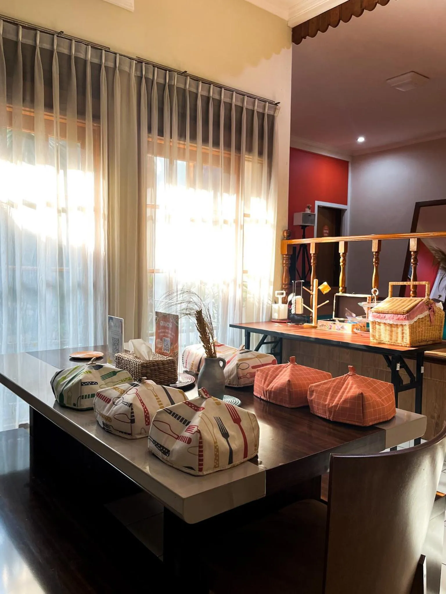 Seating area in Roemah Renjana Bandung