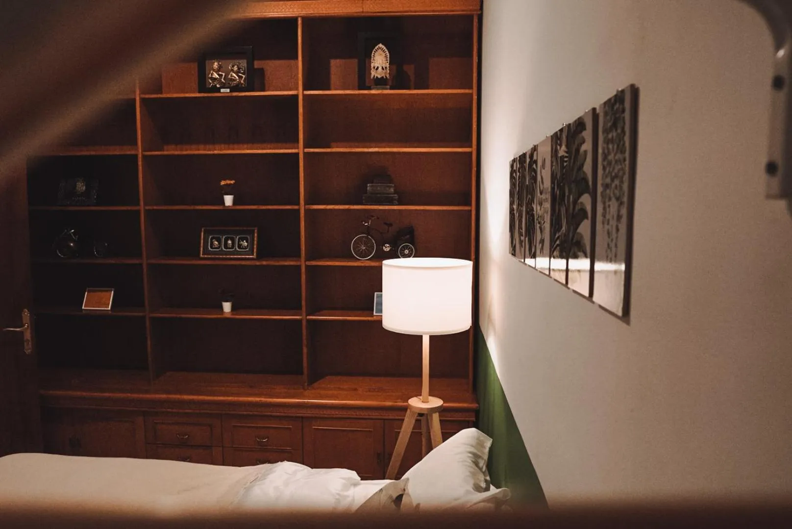 Bed in Roemah Renjana Bandung