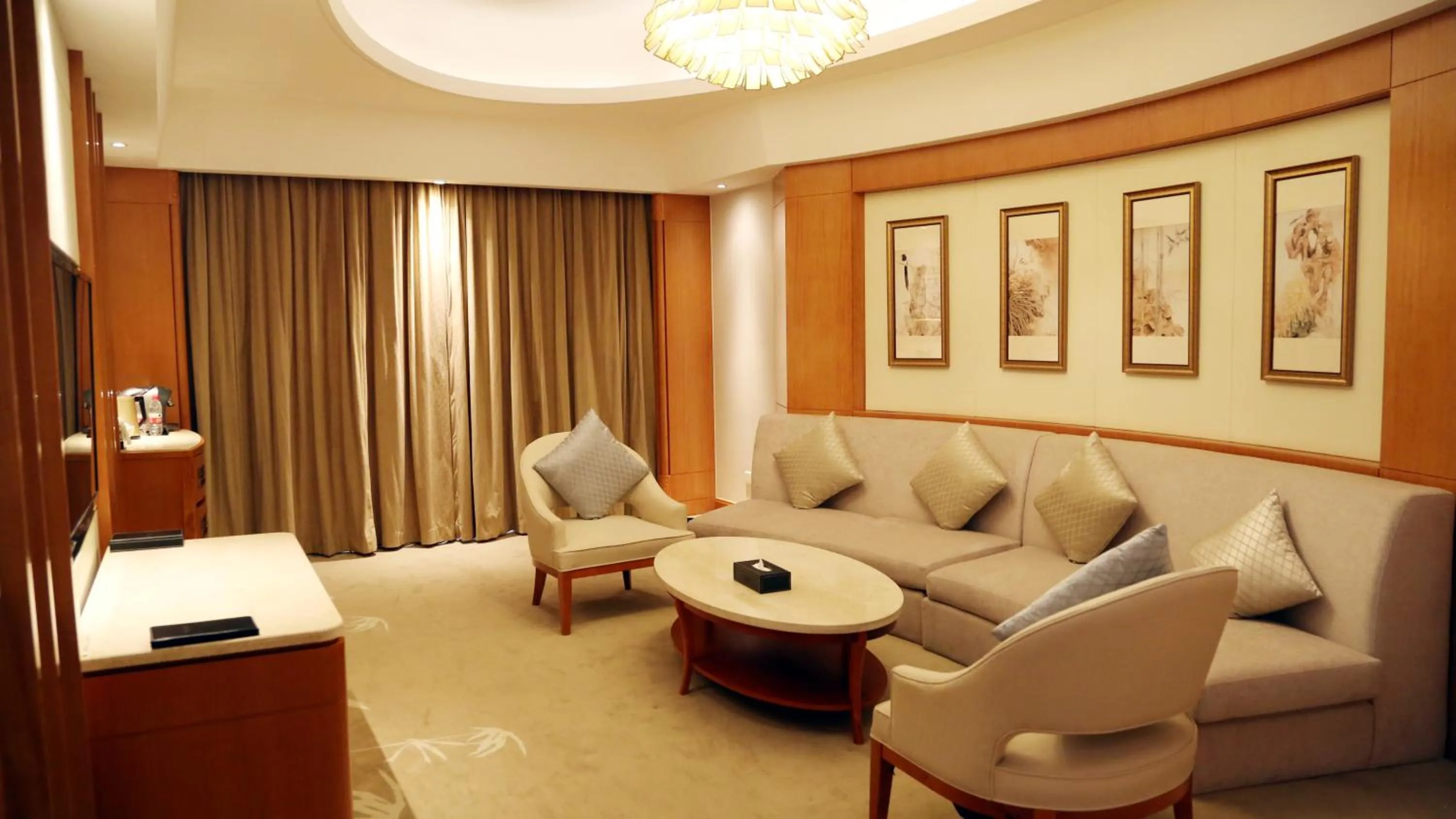 Living room in Huaguoshan Hotel