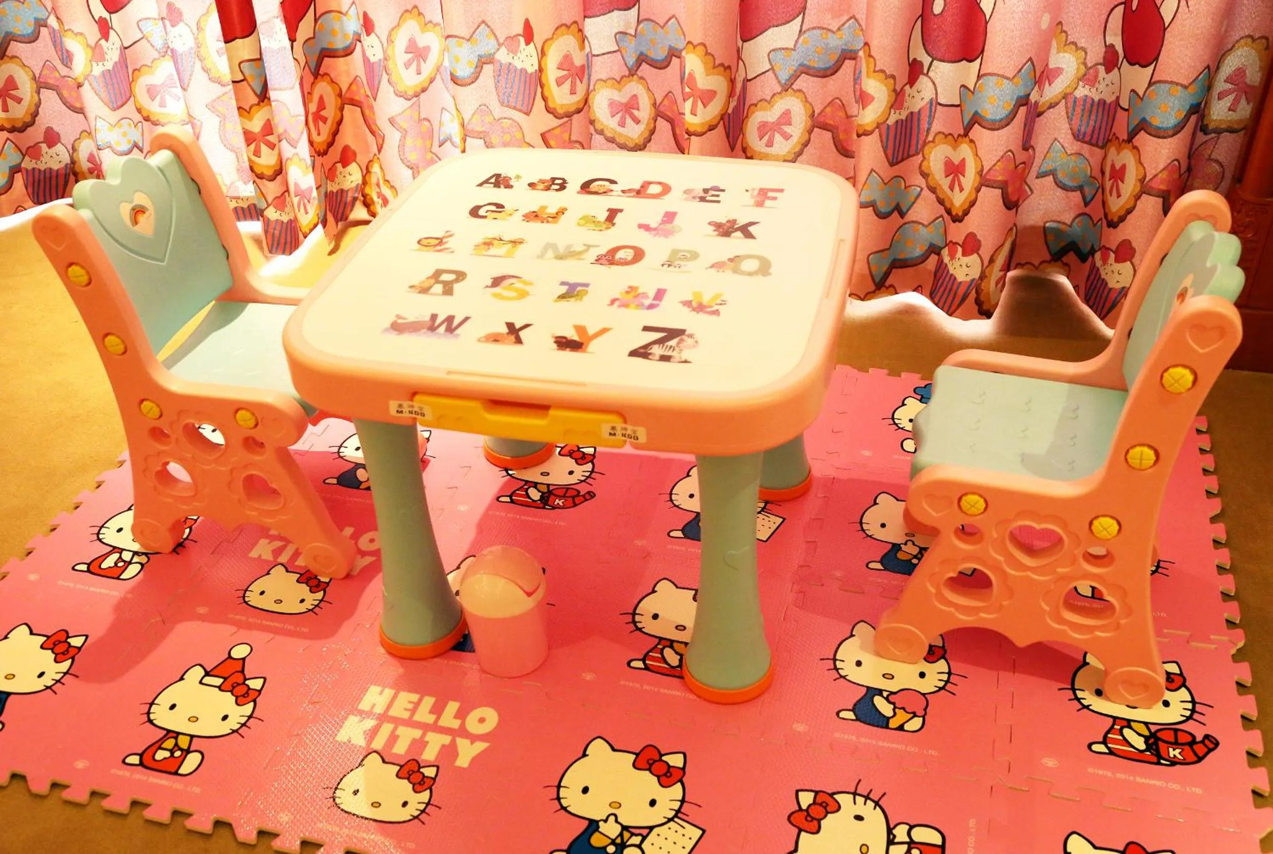 Children play ground in Huaguoshan Hotel