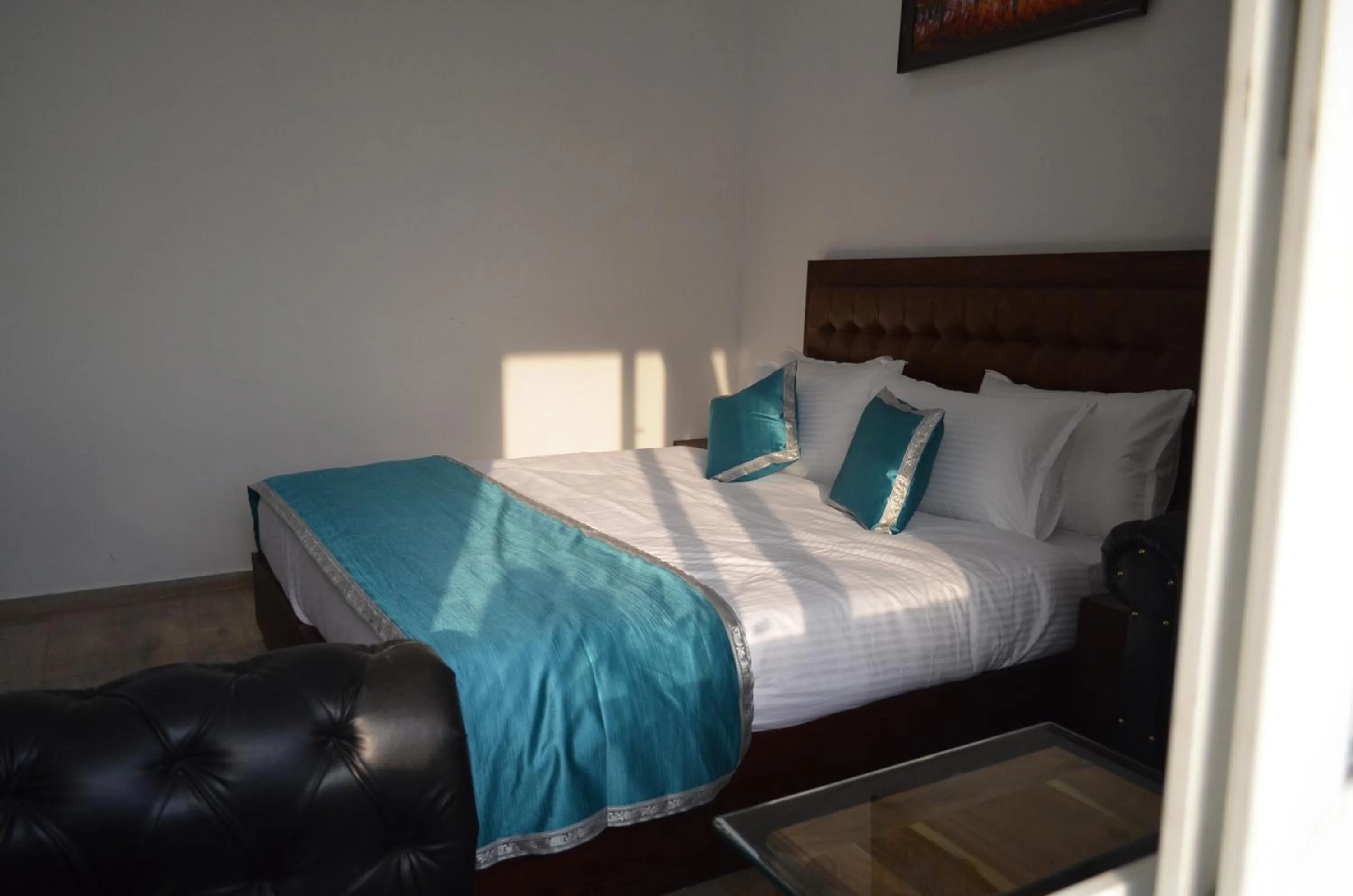 Bedroom in Chakrata Inn Resort