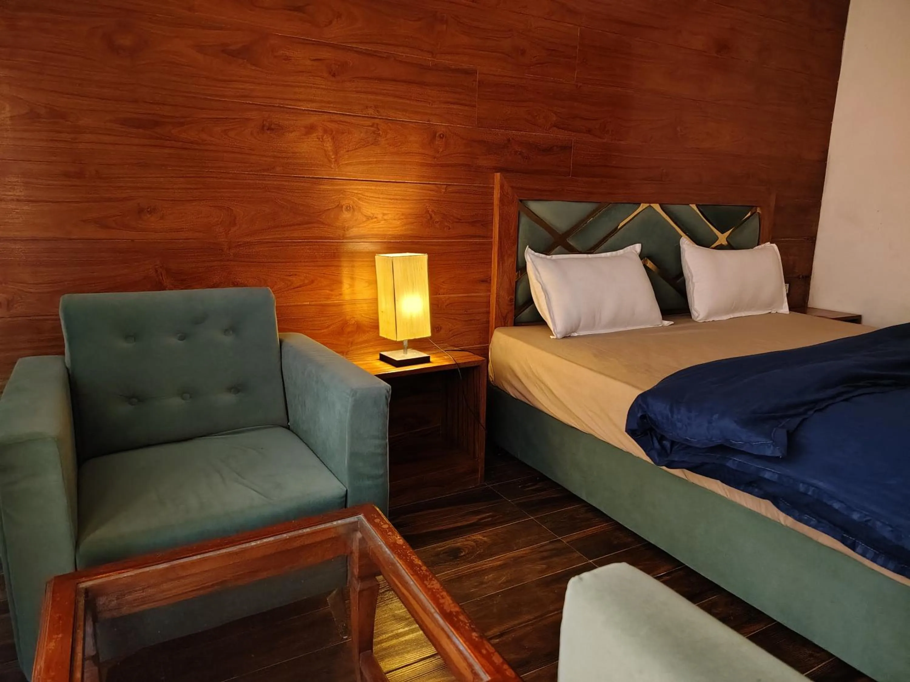 Bed in Chakrata Inn Resort