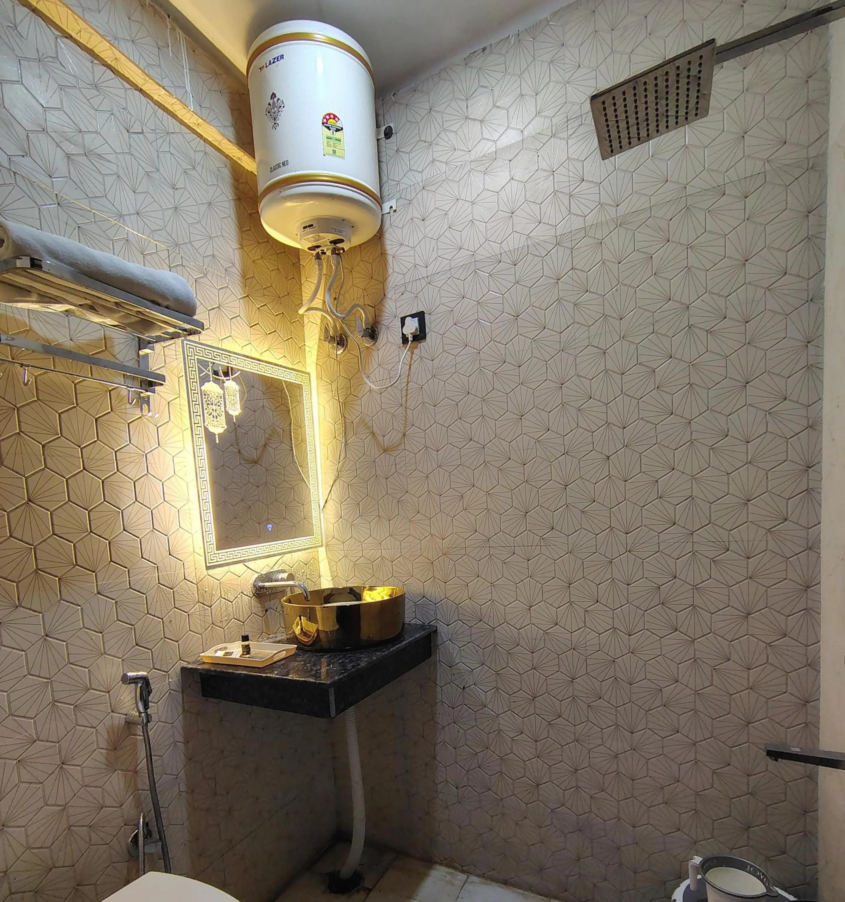 Shower in Chakrata Inn Resort