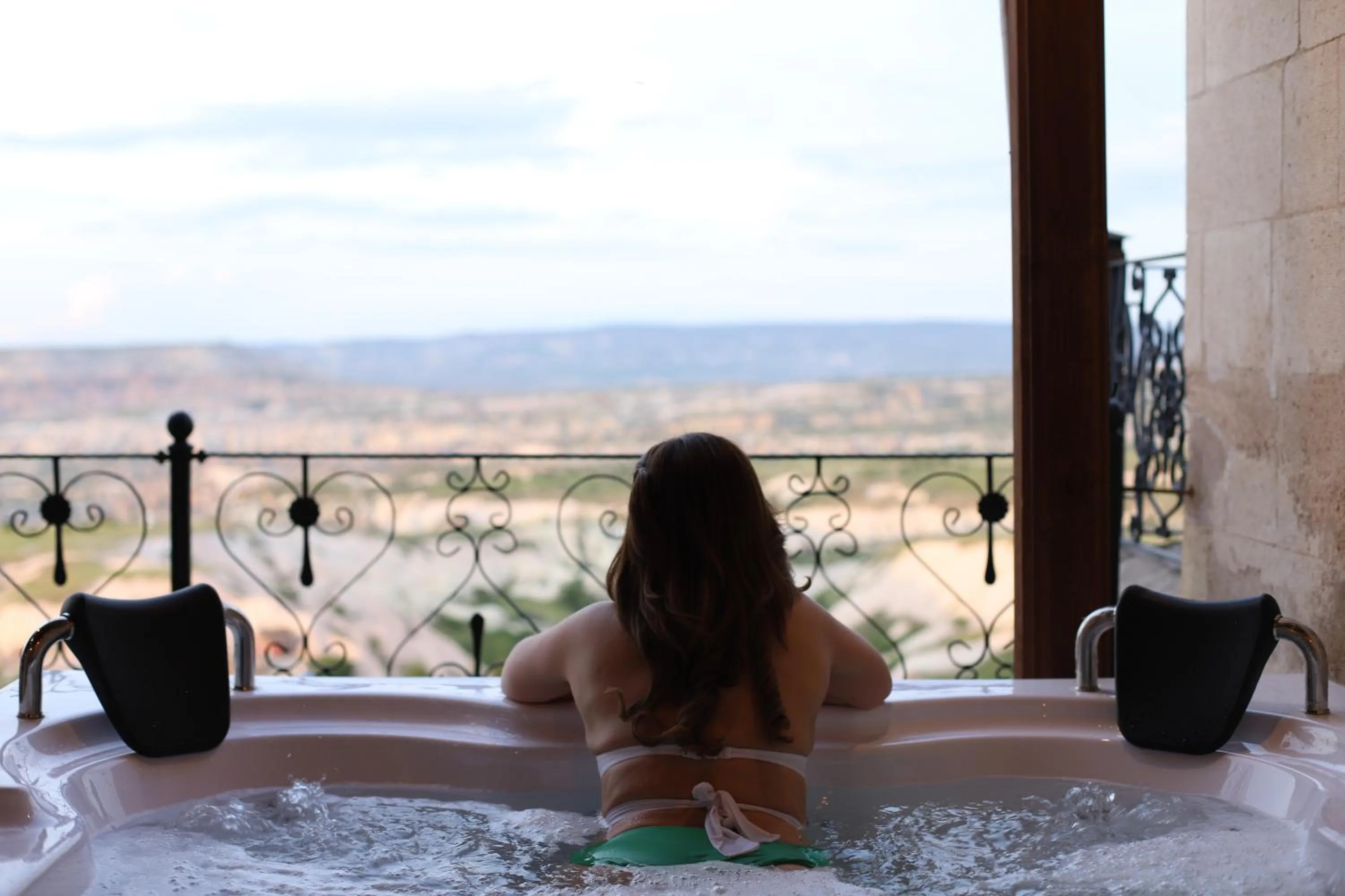 Hot Tub in Simera in Cappadocia - Special Class - Best View Rooftop