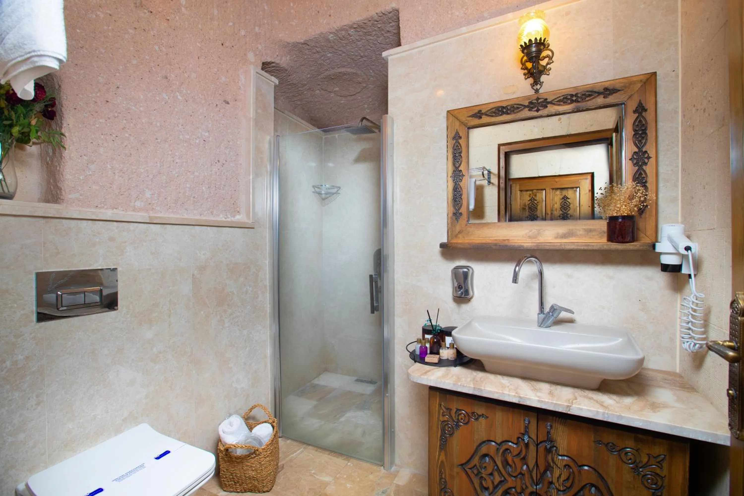 Toilet in Simera in Cappadocia - Special Class - Best View Rooftop