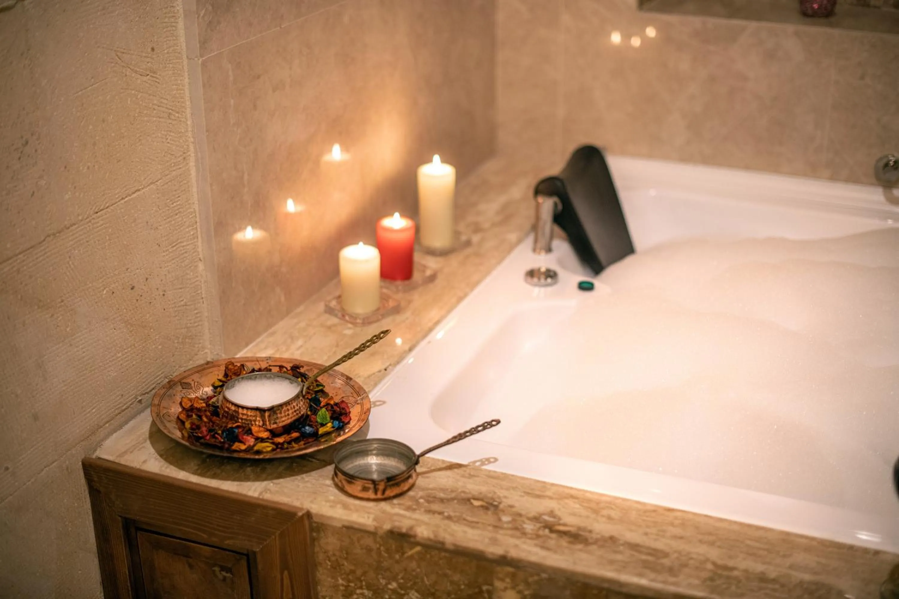 Hot Tub in Simera in Cappadocia - Special Class - Best View Rooftop