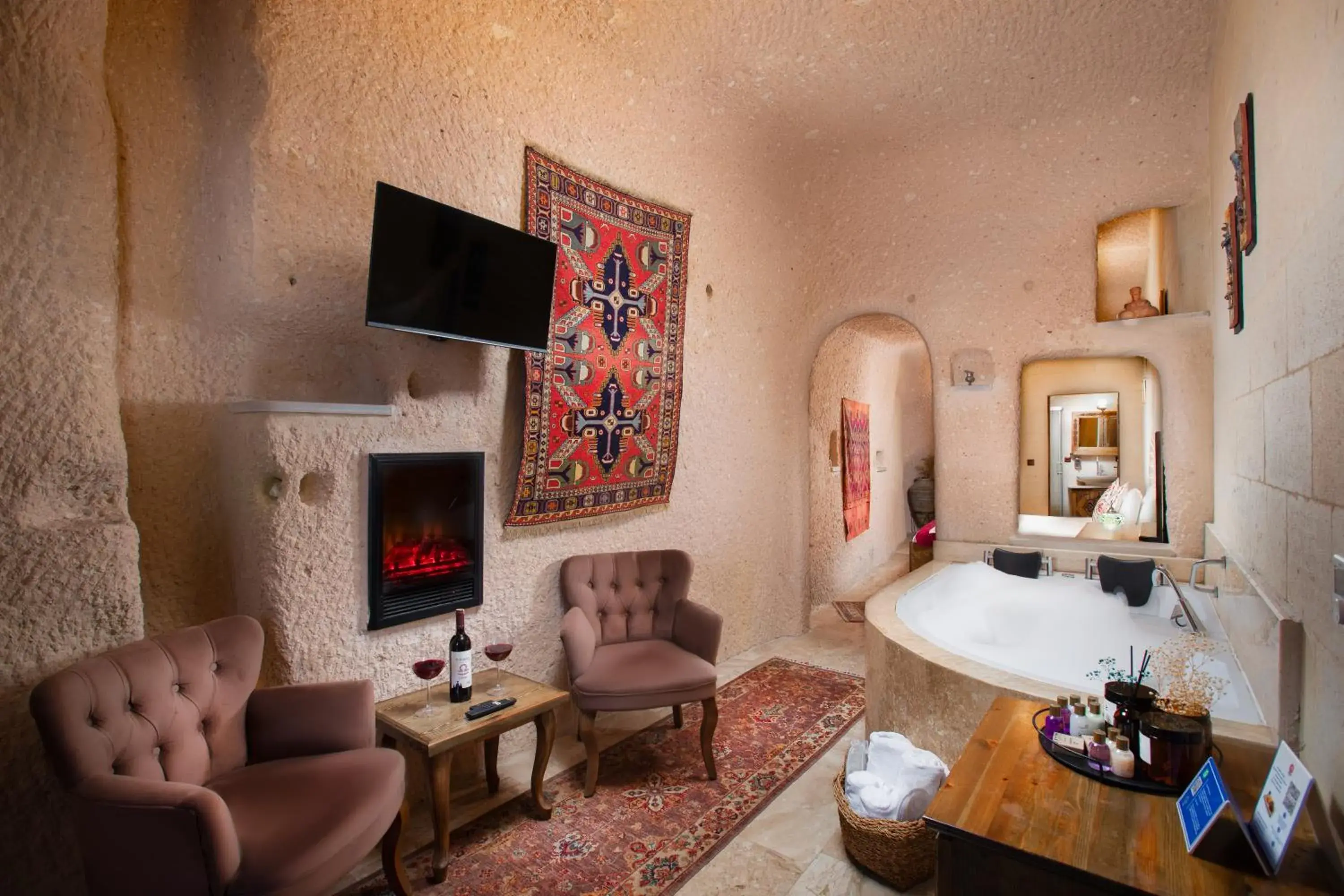 Executive Cave Suite with jacuzzi in Simera in Cappadocia - Special Class - Best View Rooftop Executive Cave Suite with jacuzzi in Simera in Cappadocia - Special Class - Best View Rooftop
