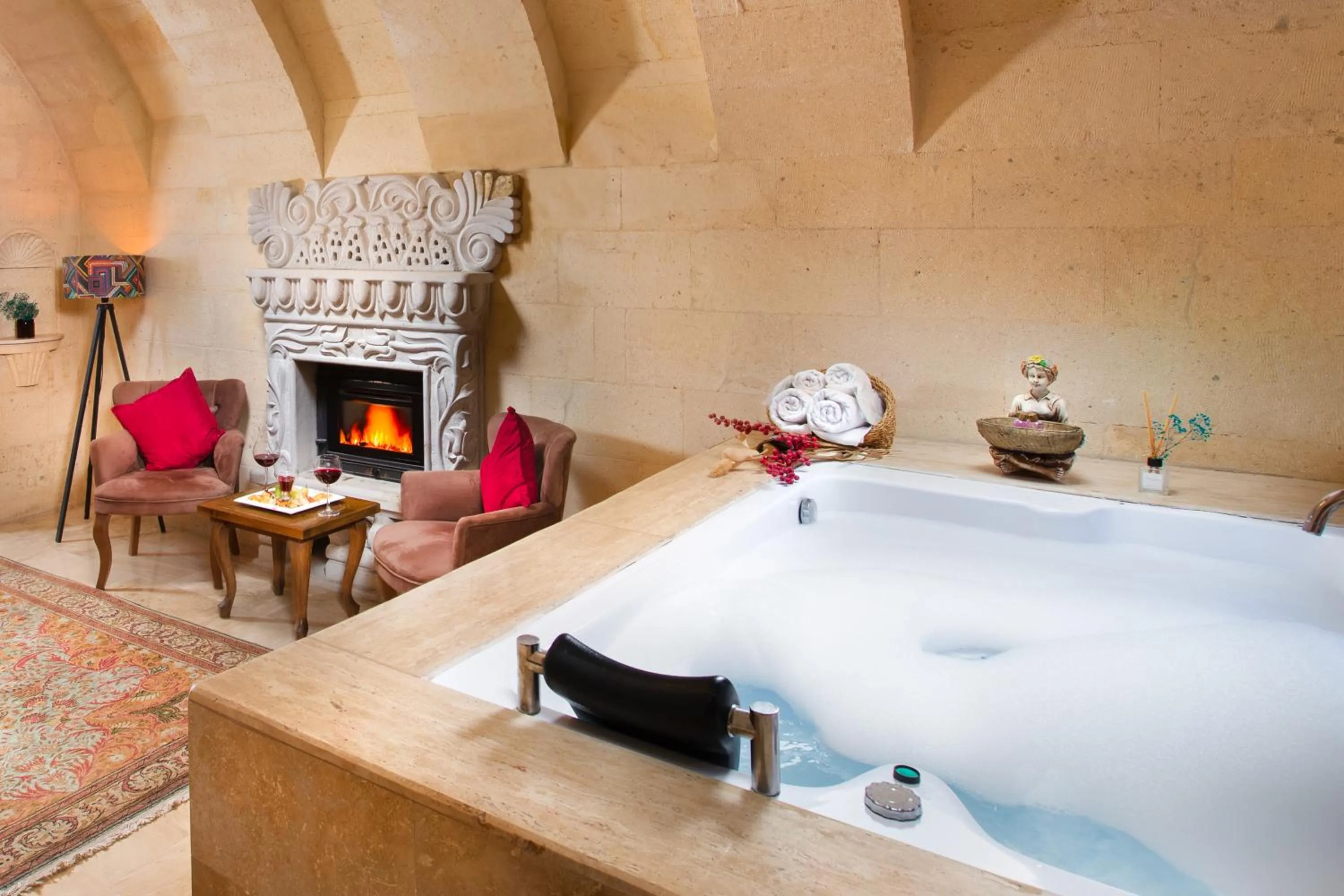 Hot Tub in Simera in Cappadocia - Special Class - Best View Rooftop