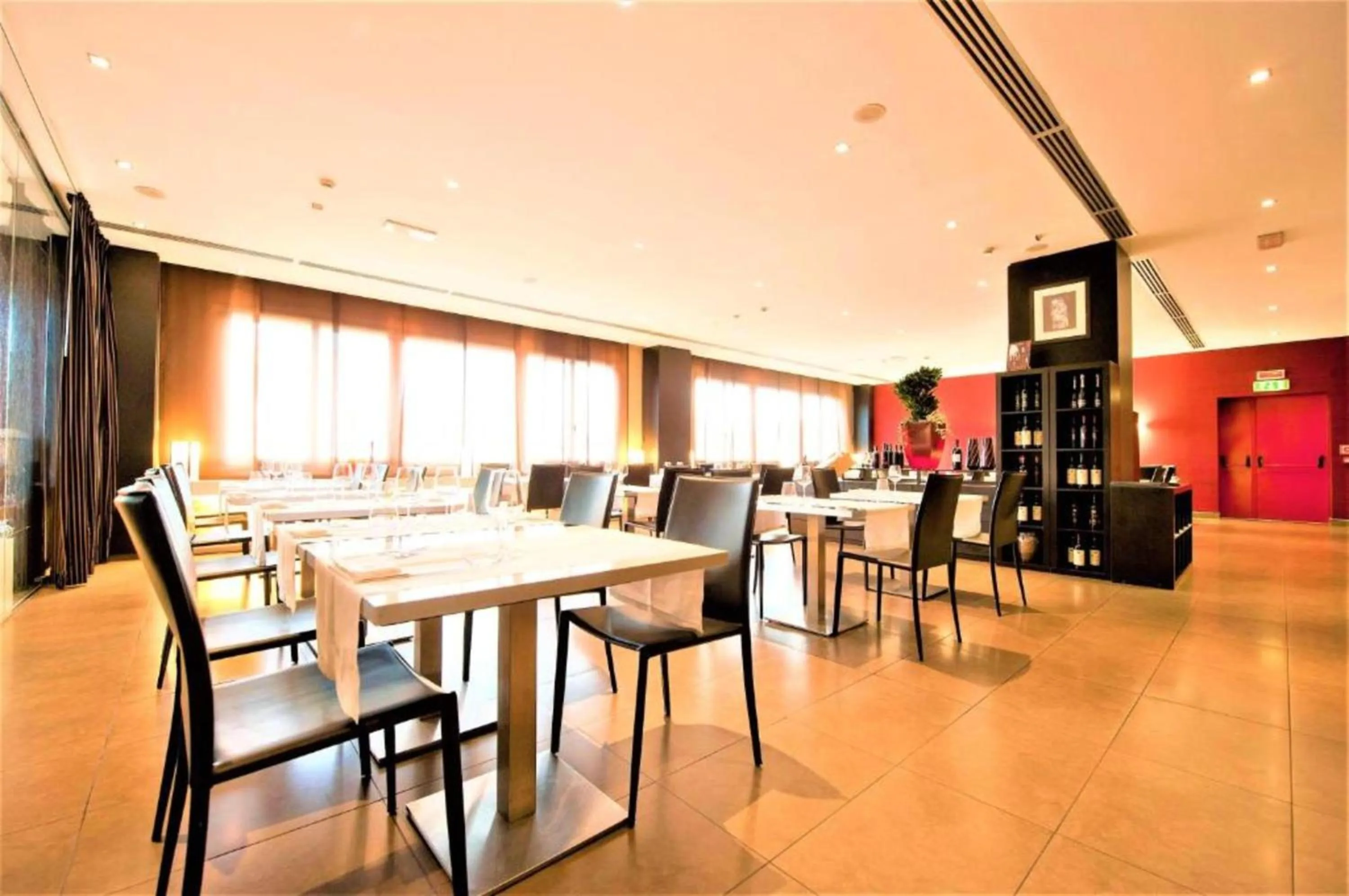 Restaurant/places to eat in AC Hotel Padova by Marriott