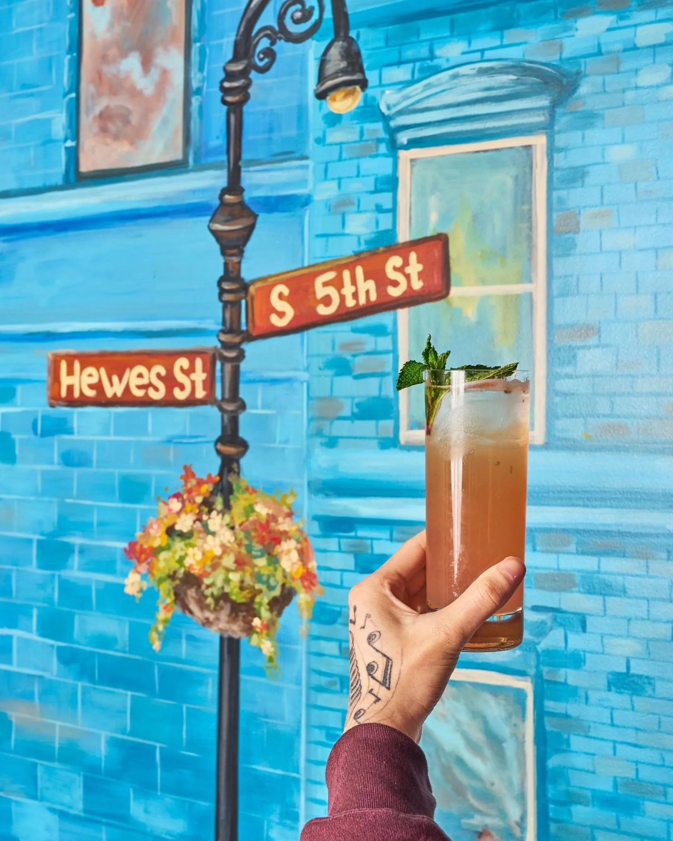 Restaurant/places to eat in 42 Hotel Williamsburg