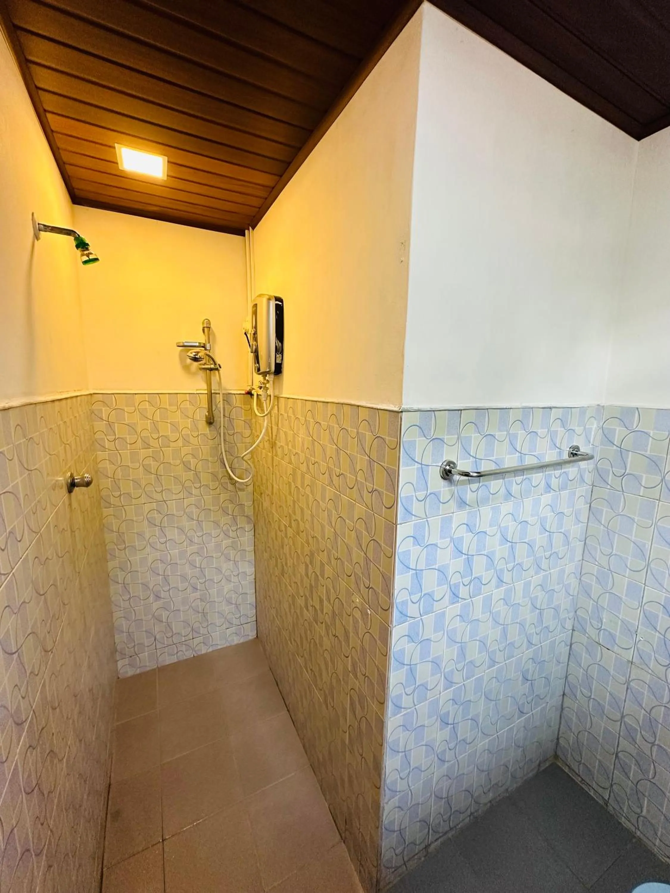 Tishan Holiday Resort