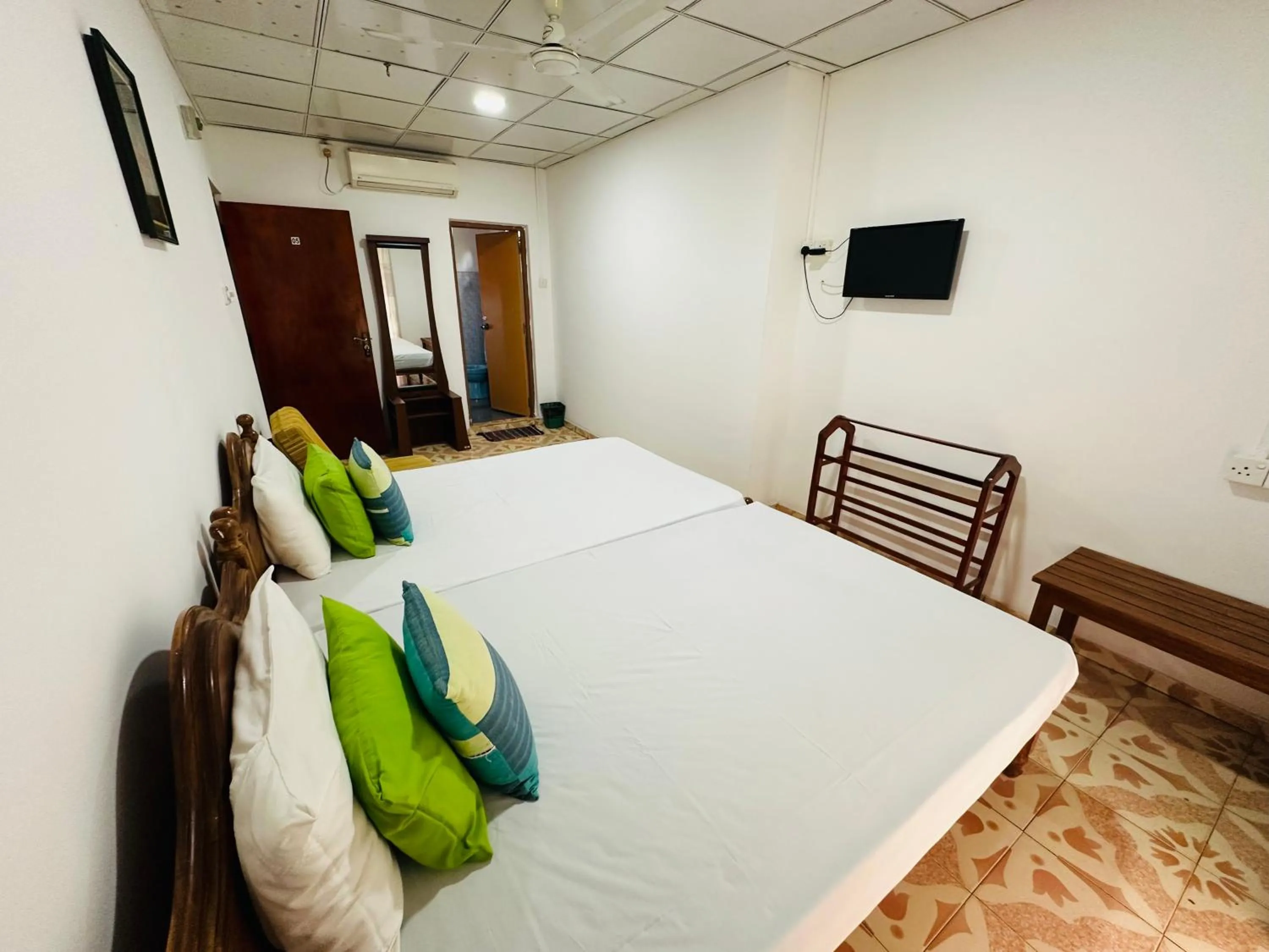Bed in Tishan Holiday Resort