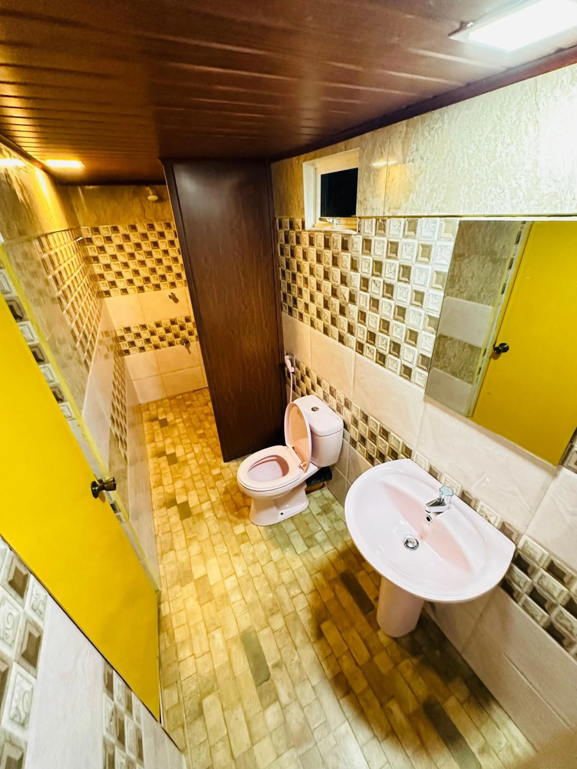 Tishan Holiday Resort