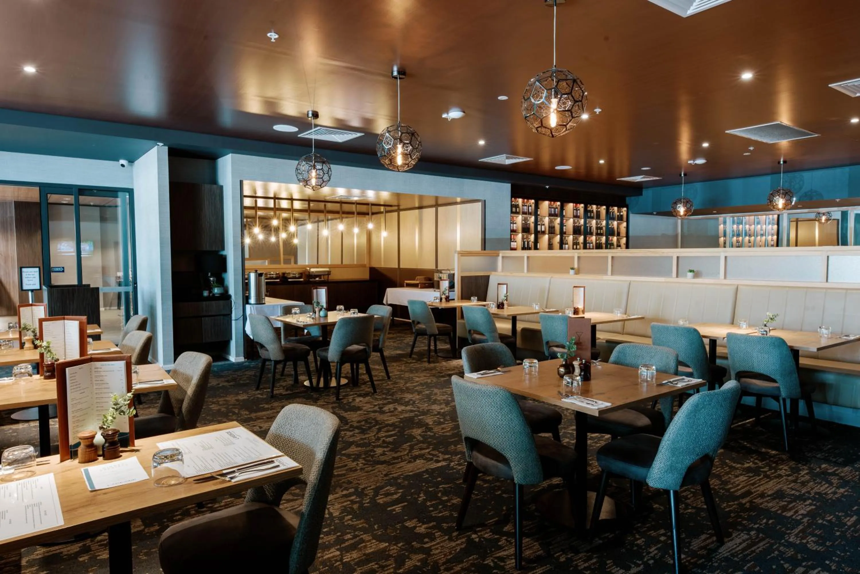 Restaurant/places to eat in Quality Hotel Lakeside