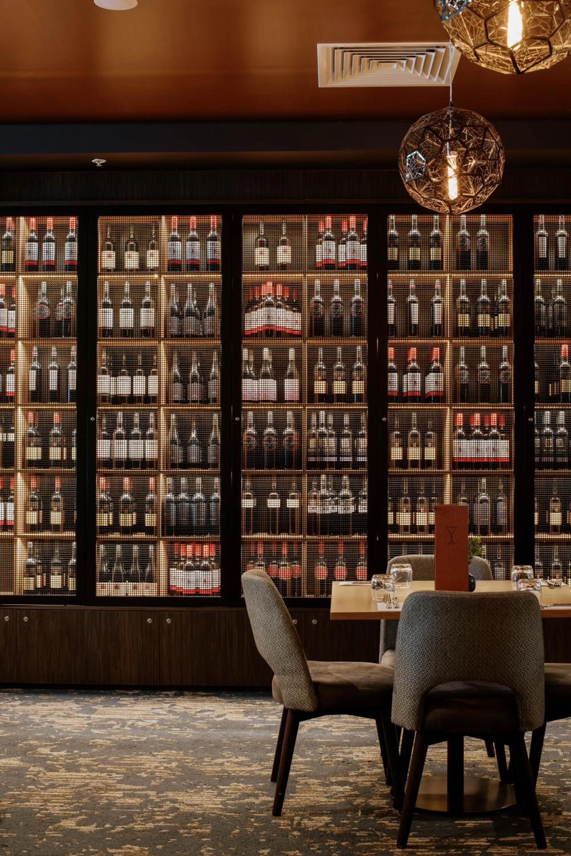 Restaurant/places to eat in Quality Hotel Lakeside