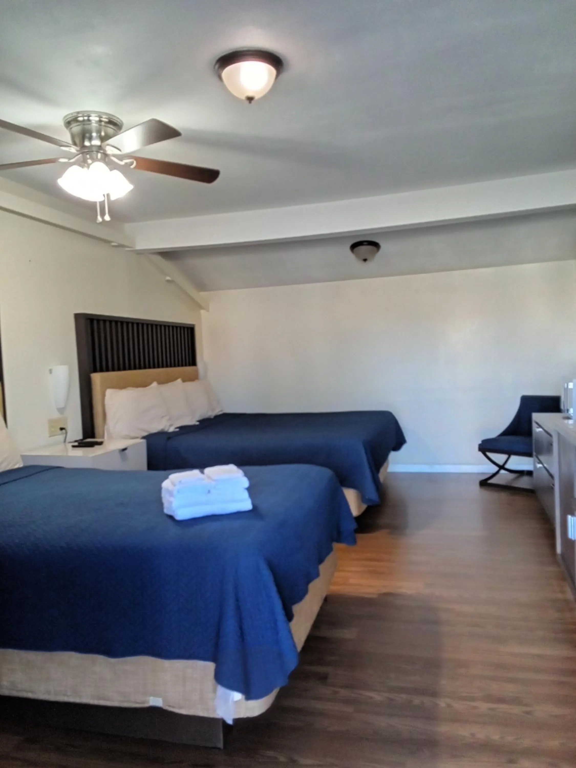 Bed in Budget Inn of Sebring