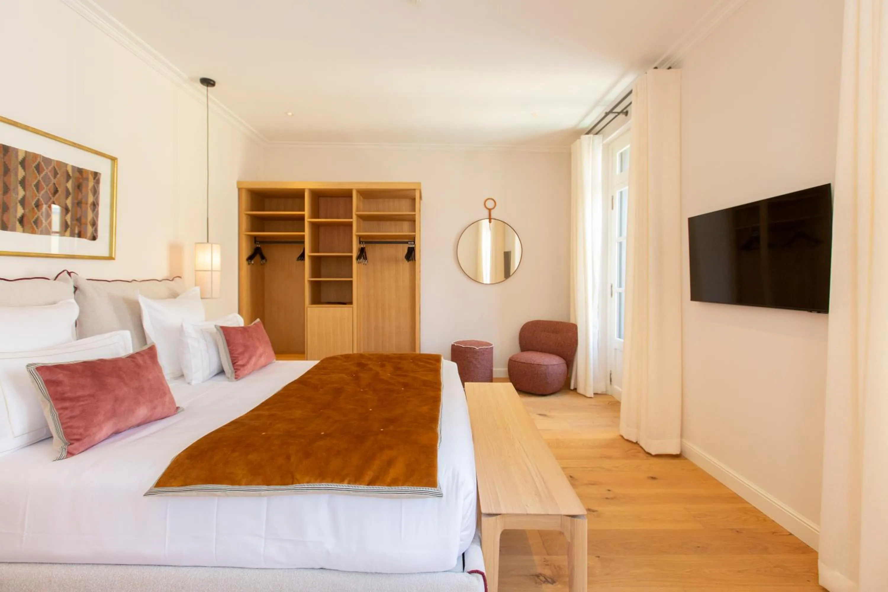 Photo of the whole room, Bed in Hôtel Le Mosaïque