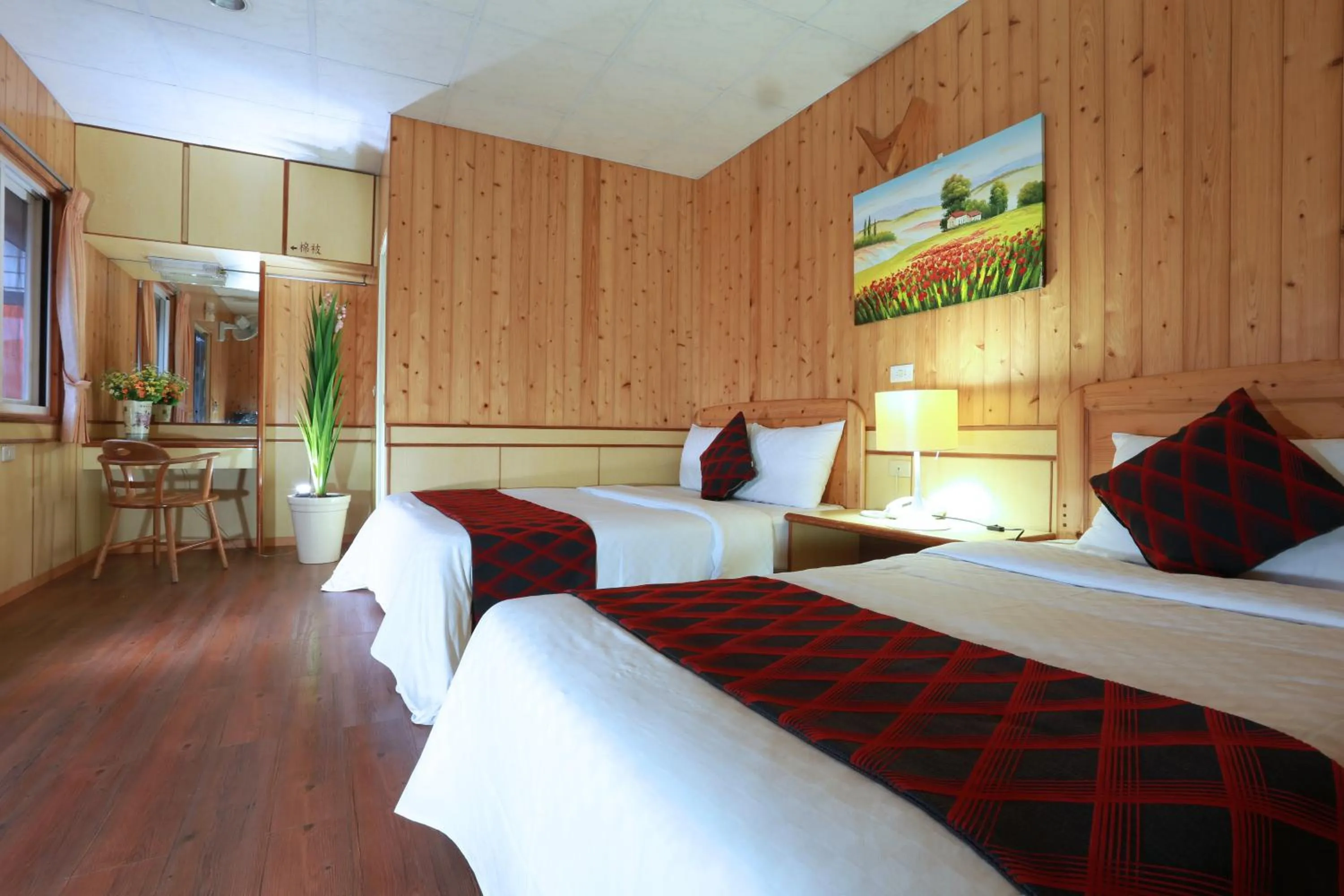 Bed in Ying Shih Guest House