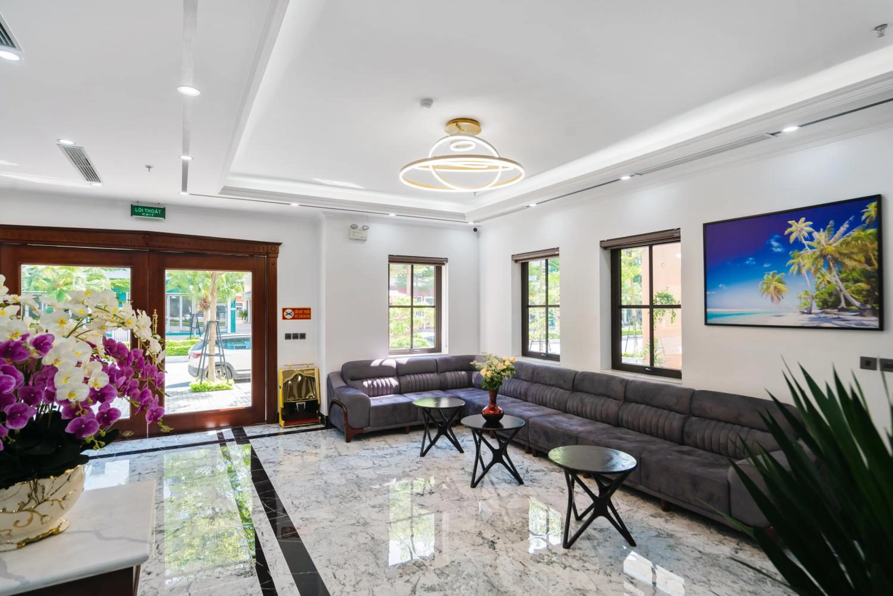 Lobby or reception in The Enchanted Ha Long Hotel