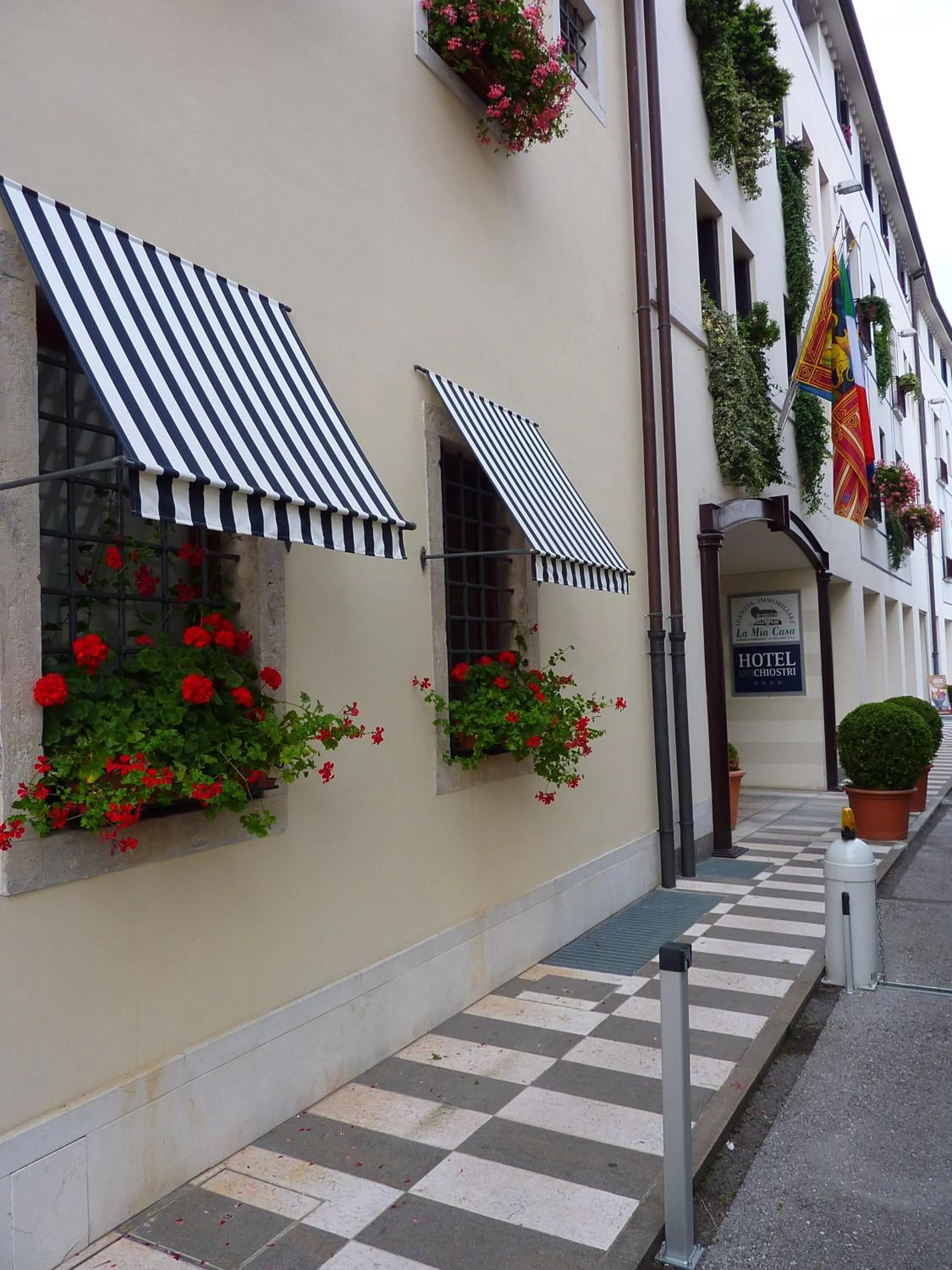 Facade/entrance in Charming Hotel dei Chiostri