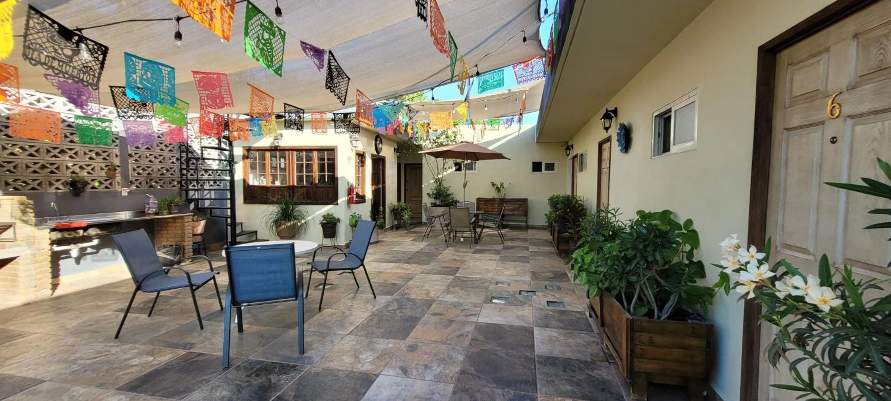 Property building in Doña Adelina House