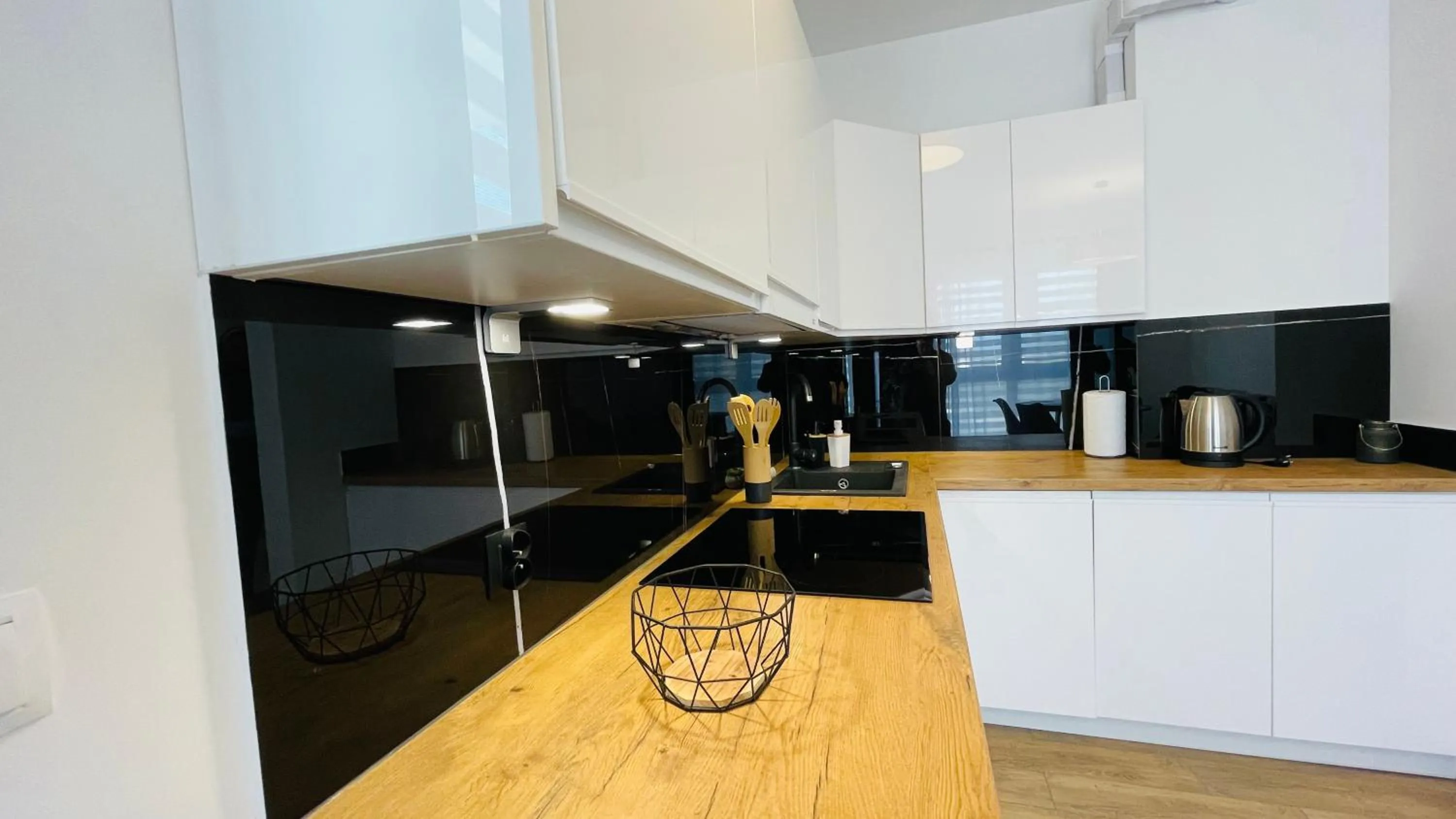 Kitchen or kitchenette in Apartamenty na Wiejskiej Ustronie Morskie