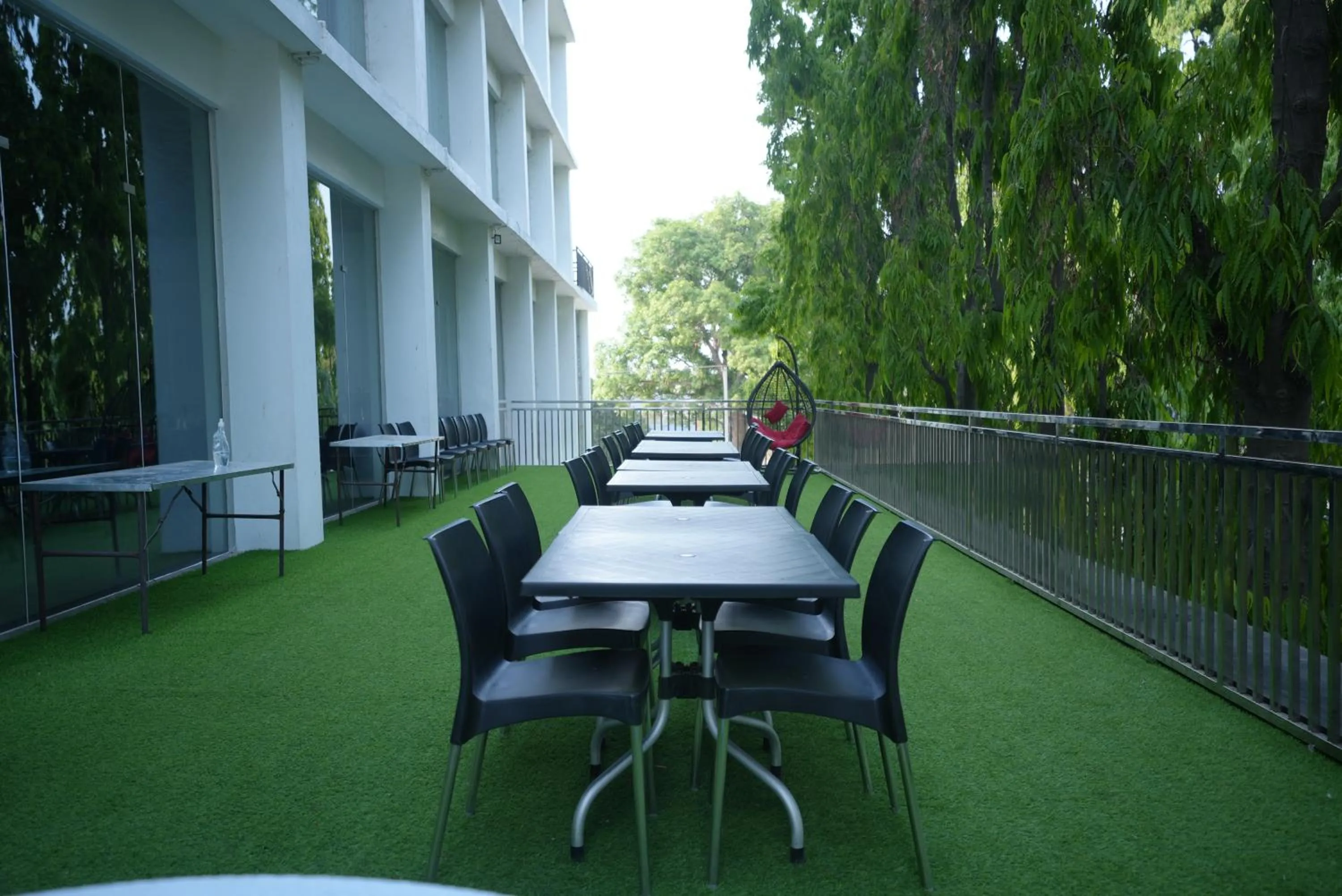 Dining area in HOTEL MAKHAN VIHAR