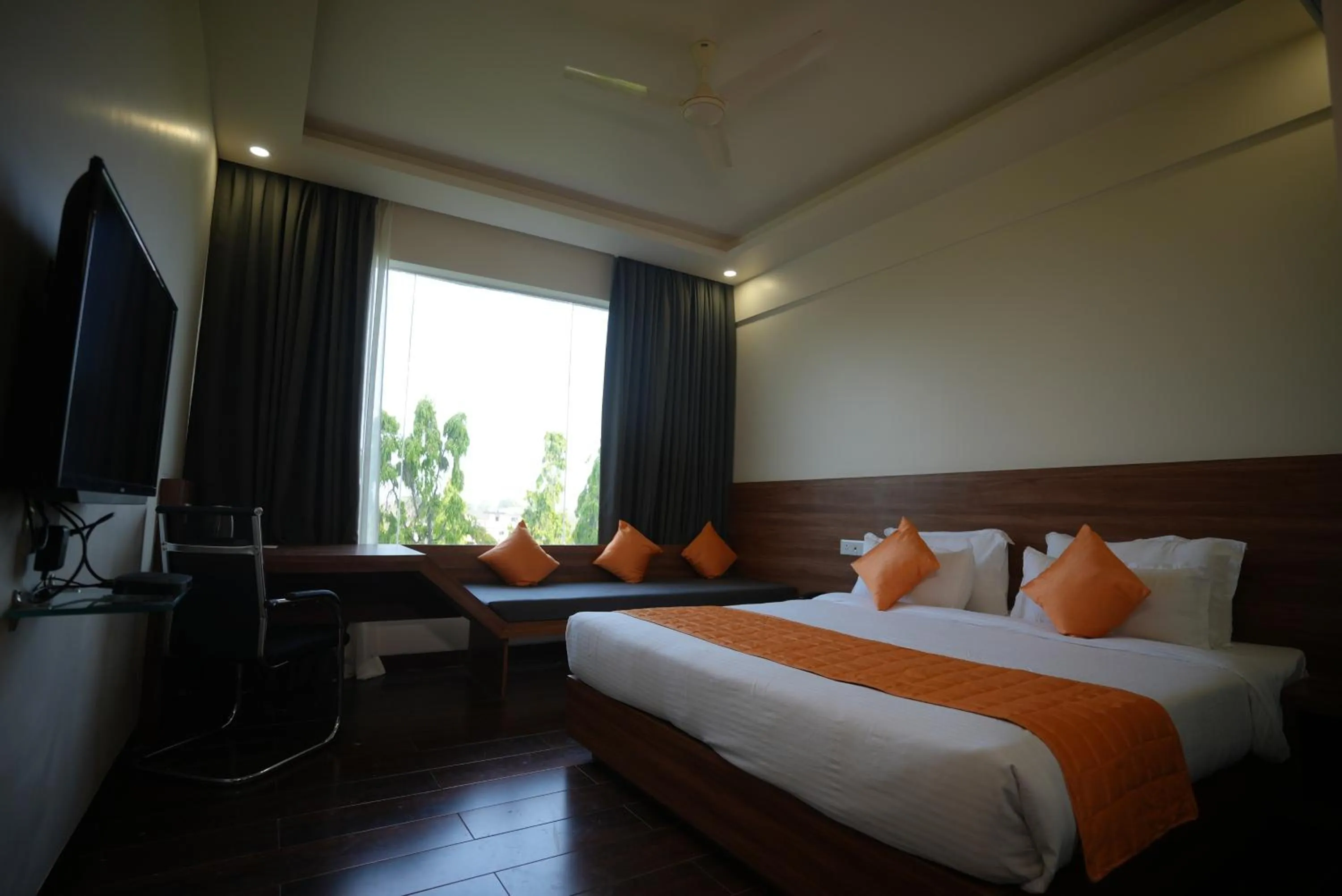 Bed in HOTEL MAKHAN VIHAR