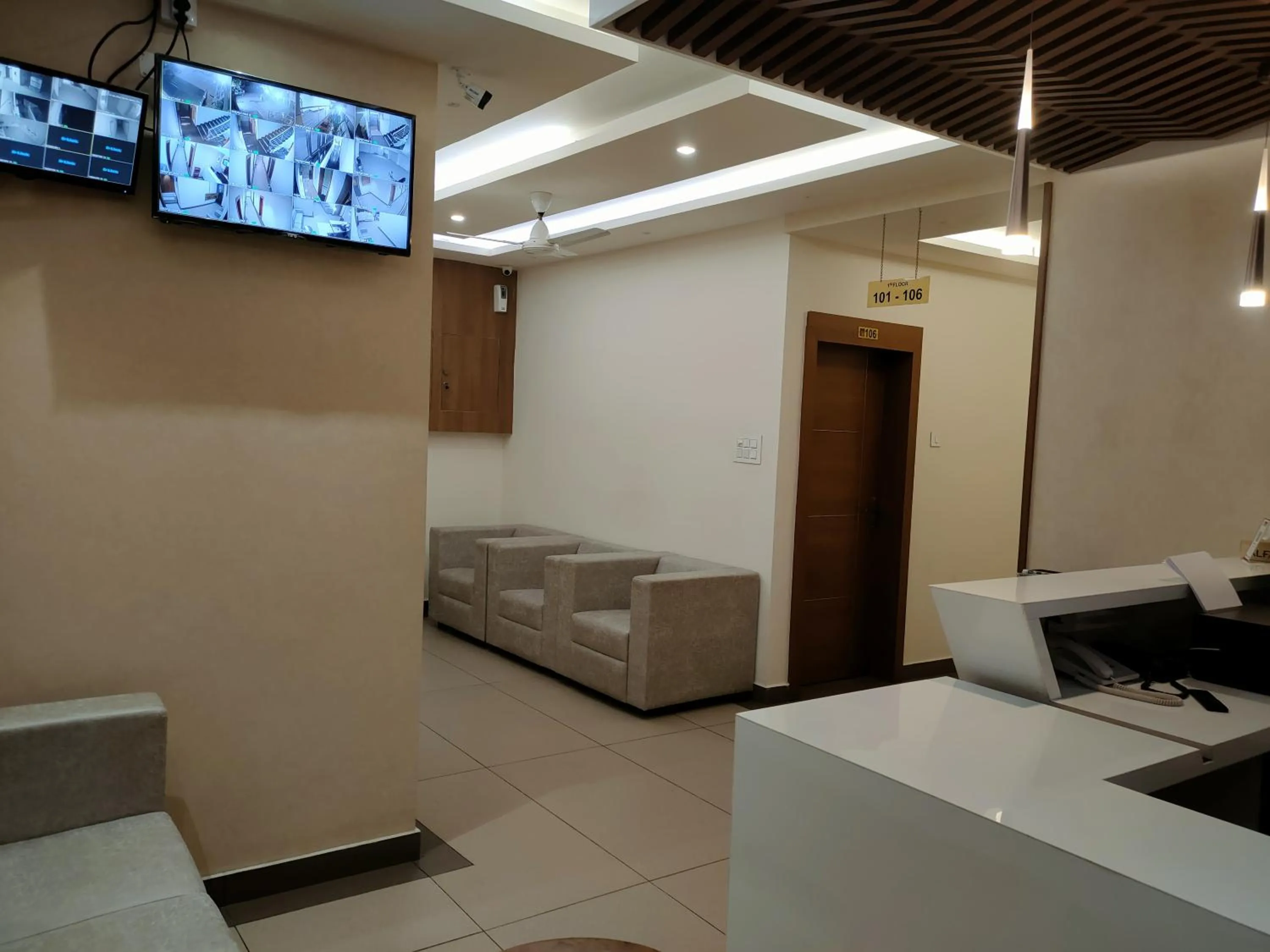 TV and multimedia in MEDLEY REGENCY