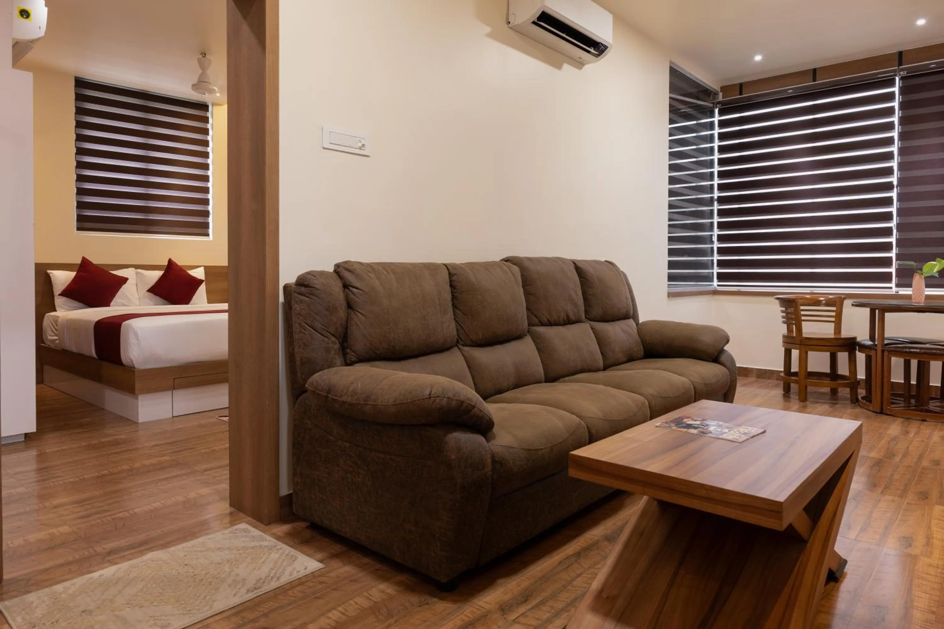 Bed in MEDLEY REGENCY