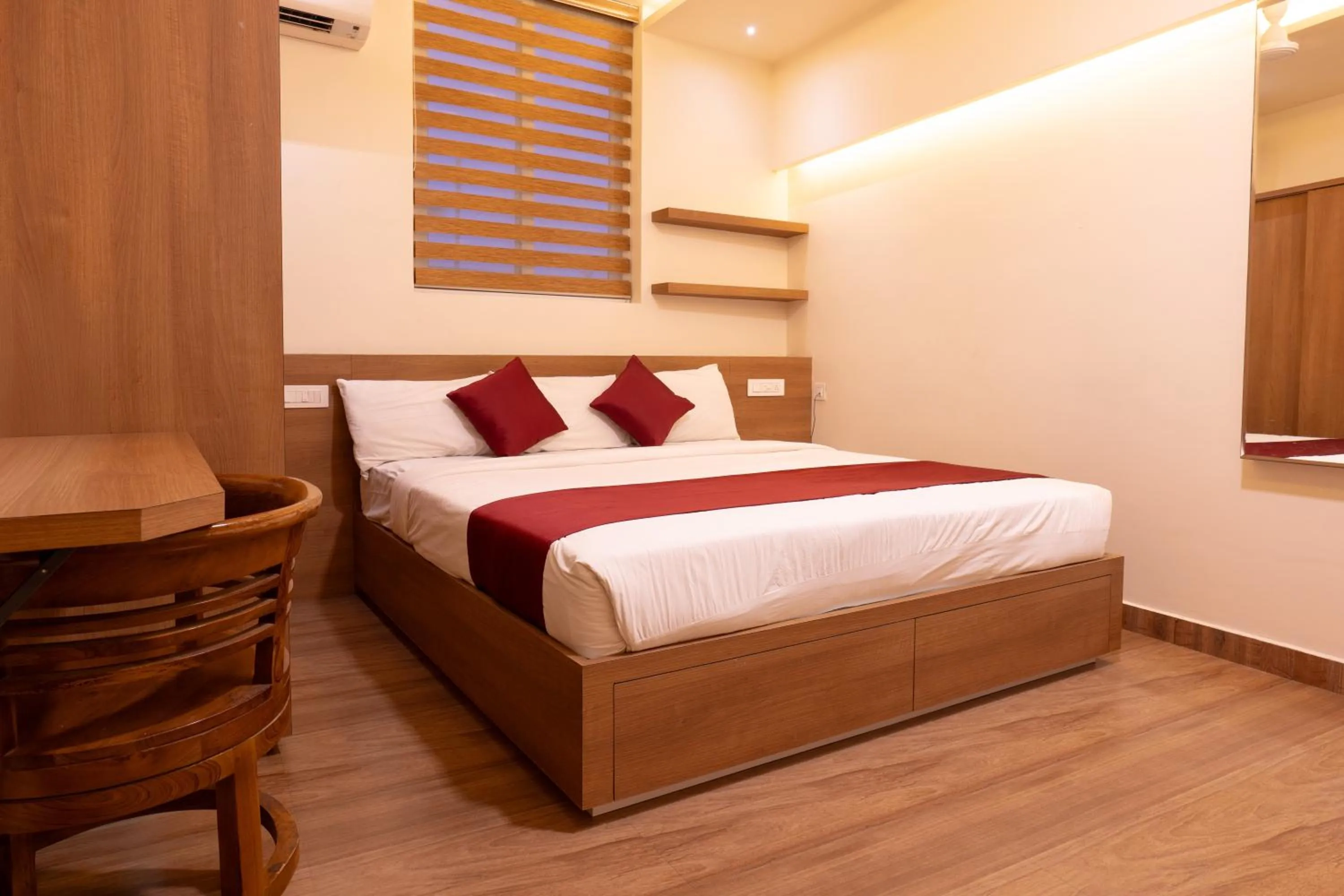 Bed in MEDLEY REGENCY