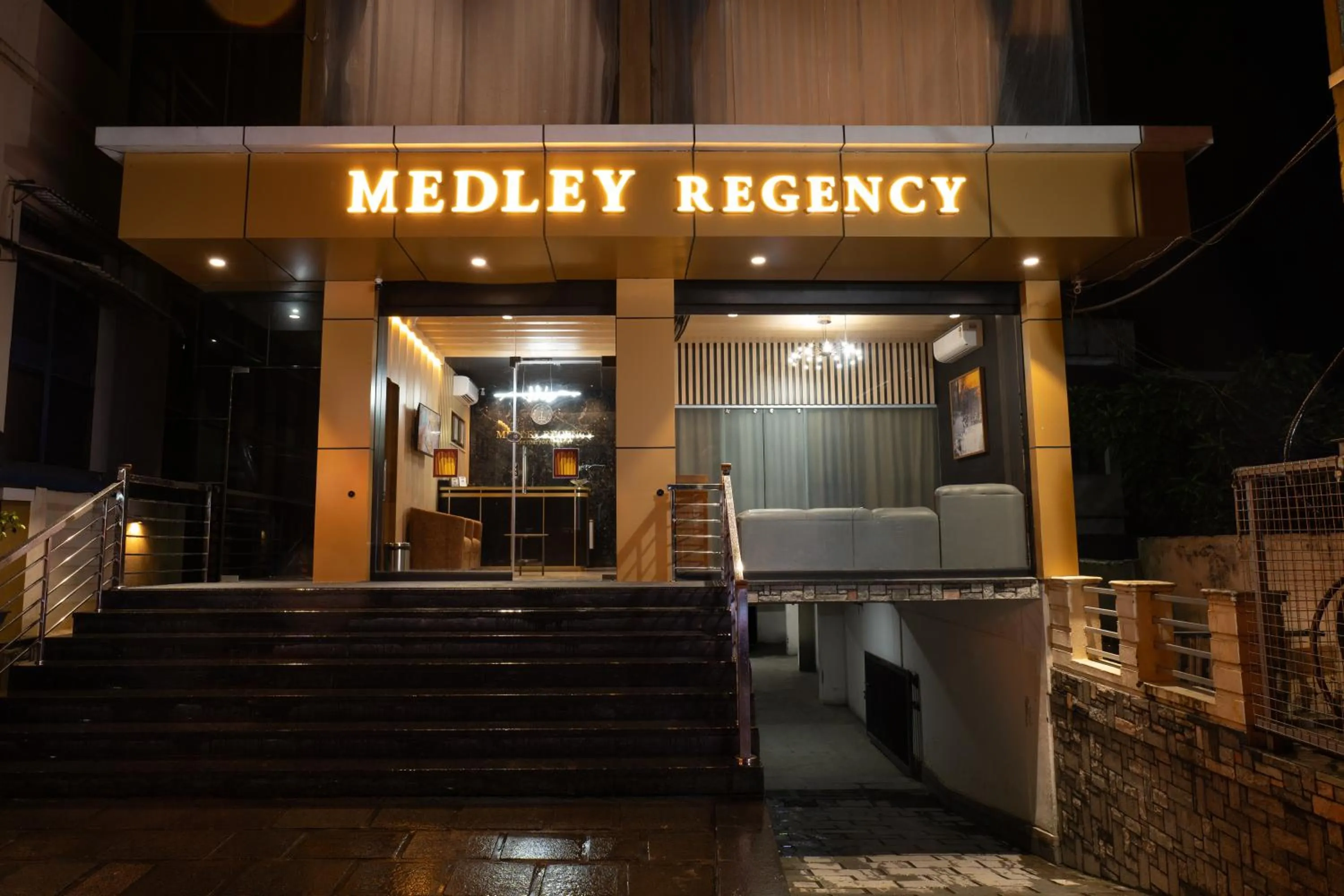 Property building in MEDLEY REGENCY
