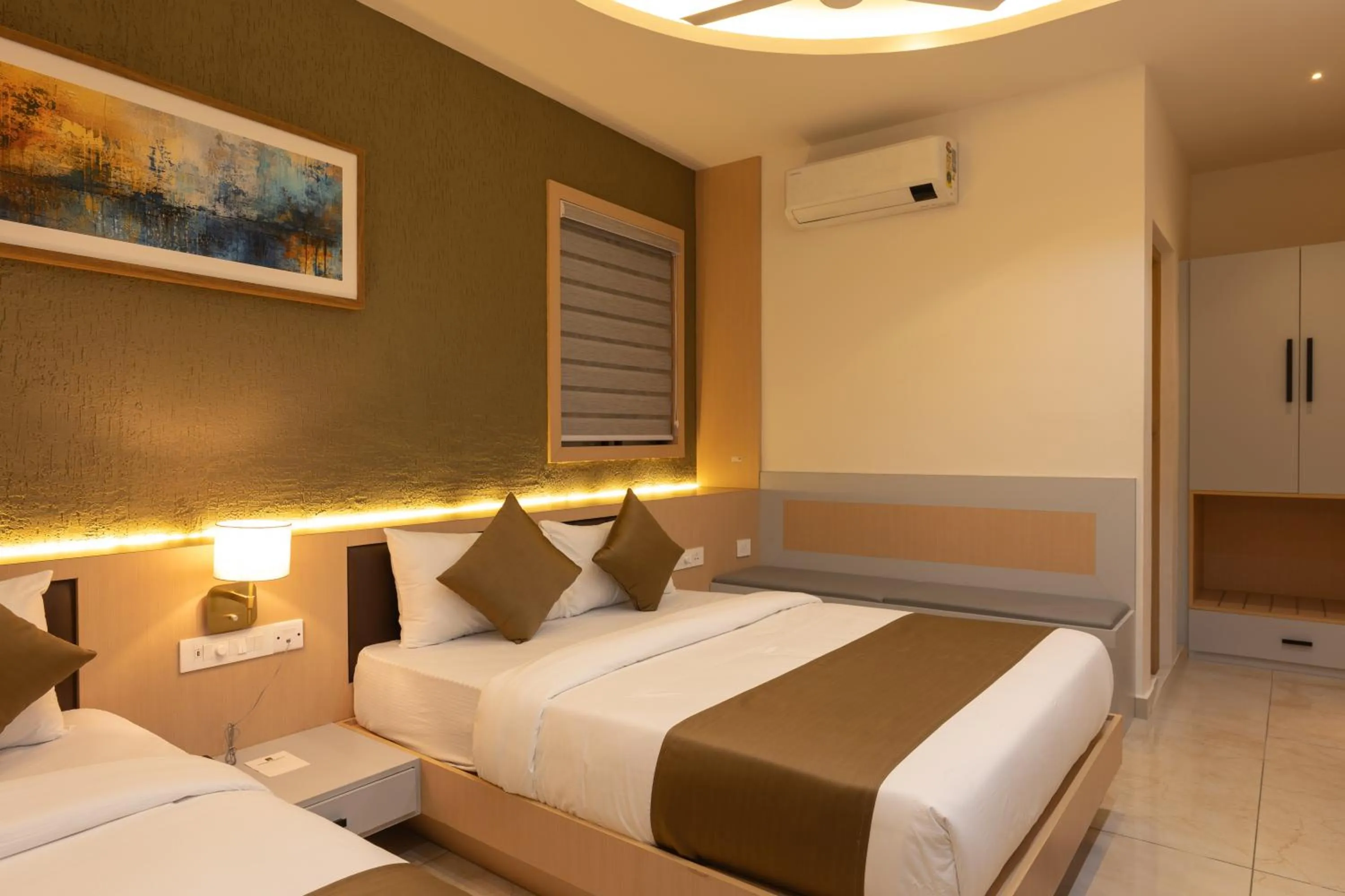 Bed in MEDLEY REGENCY