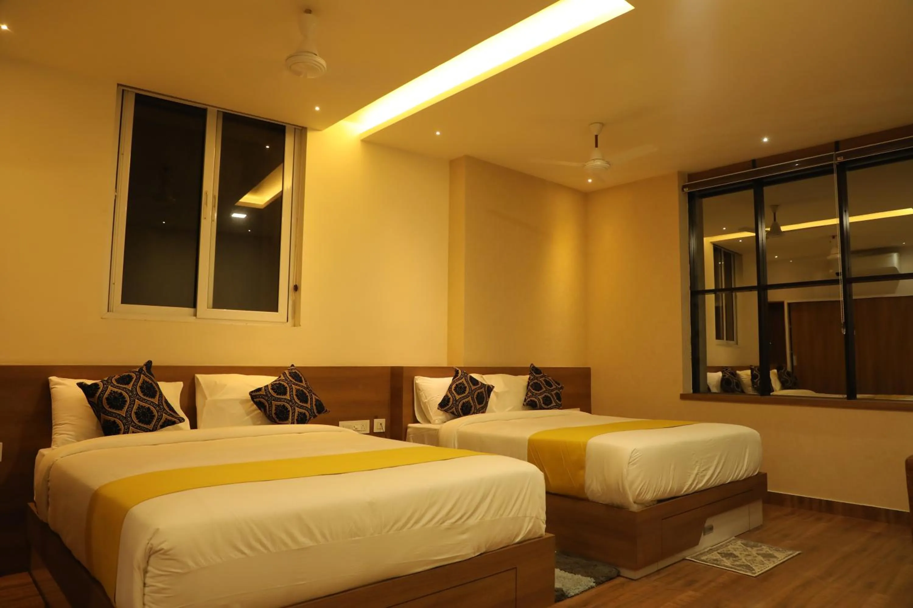 Bedroom, Bed in MEDLEY REGENCY