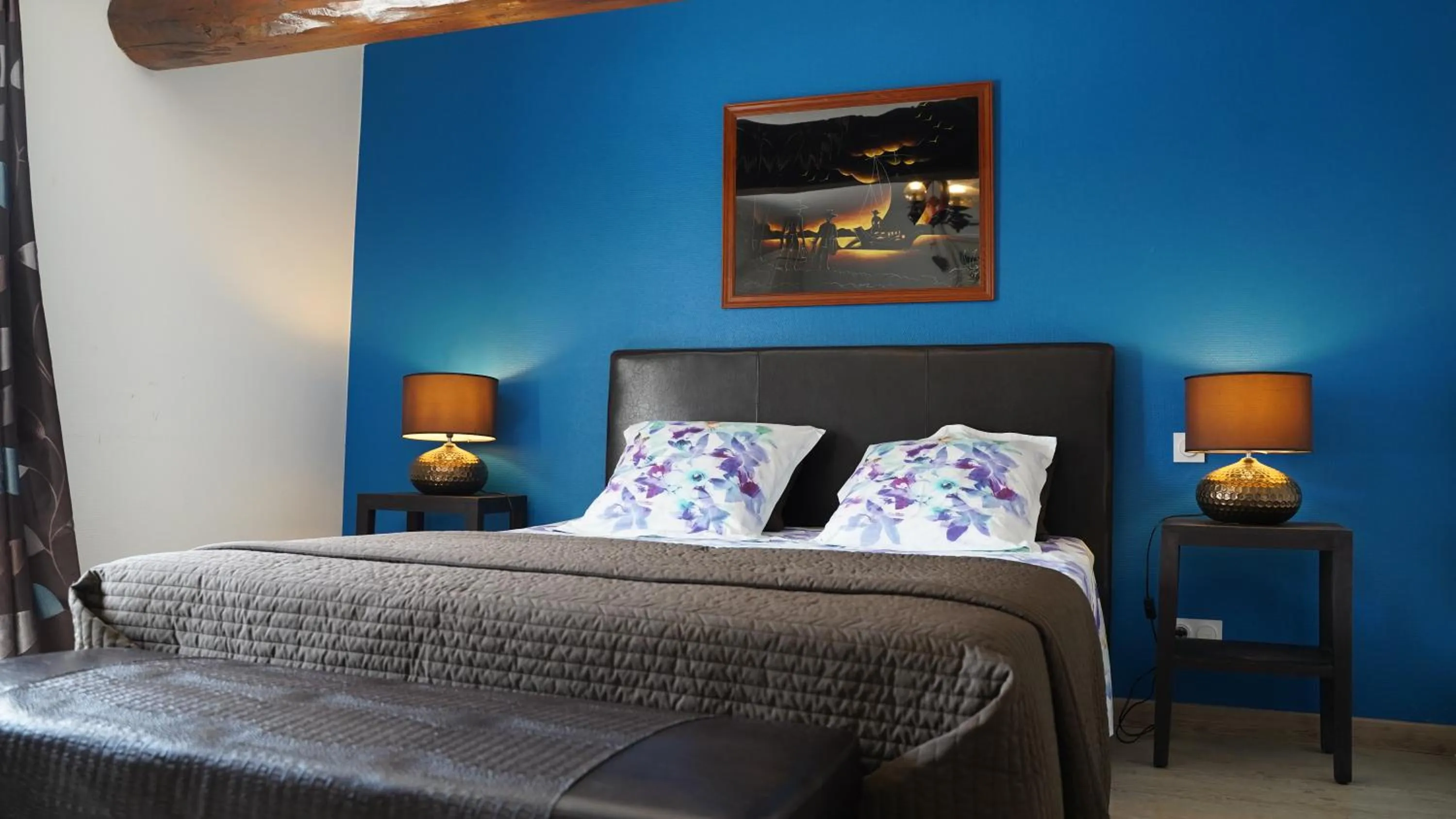 Bed in La Fontenelle Chambres d'Hôtes